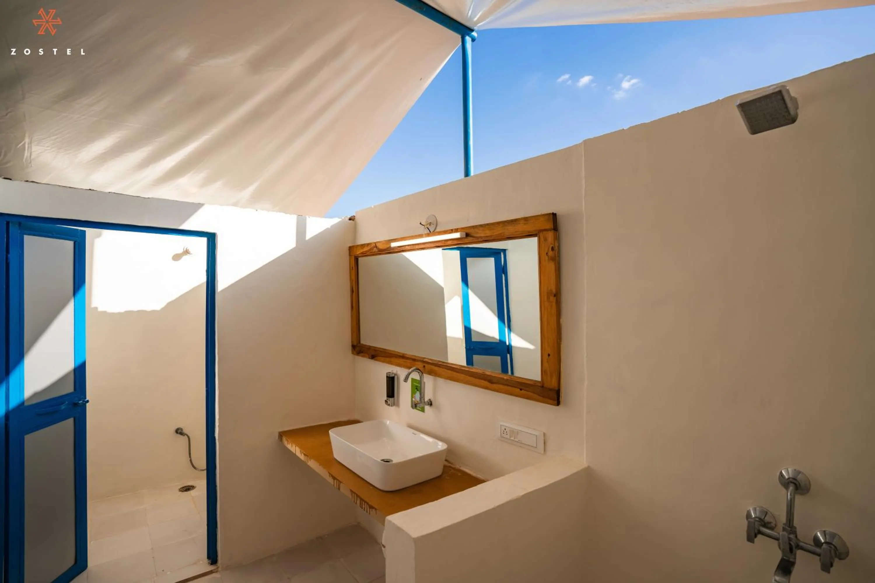 Bathroom in Zostel Sam Desert (Jaisalmer)