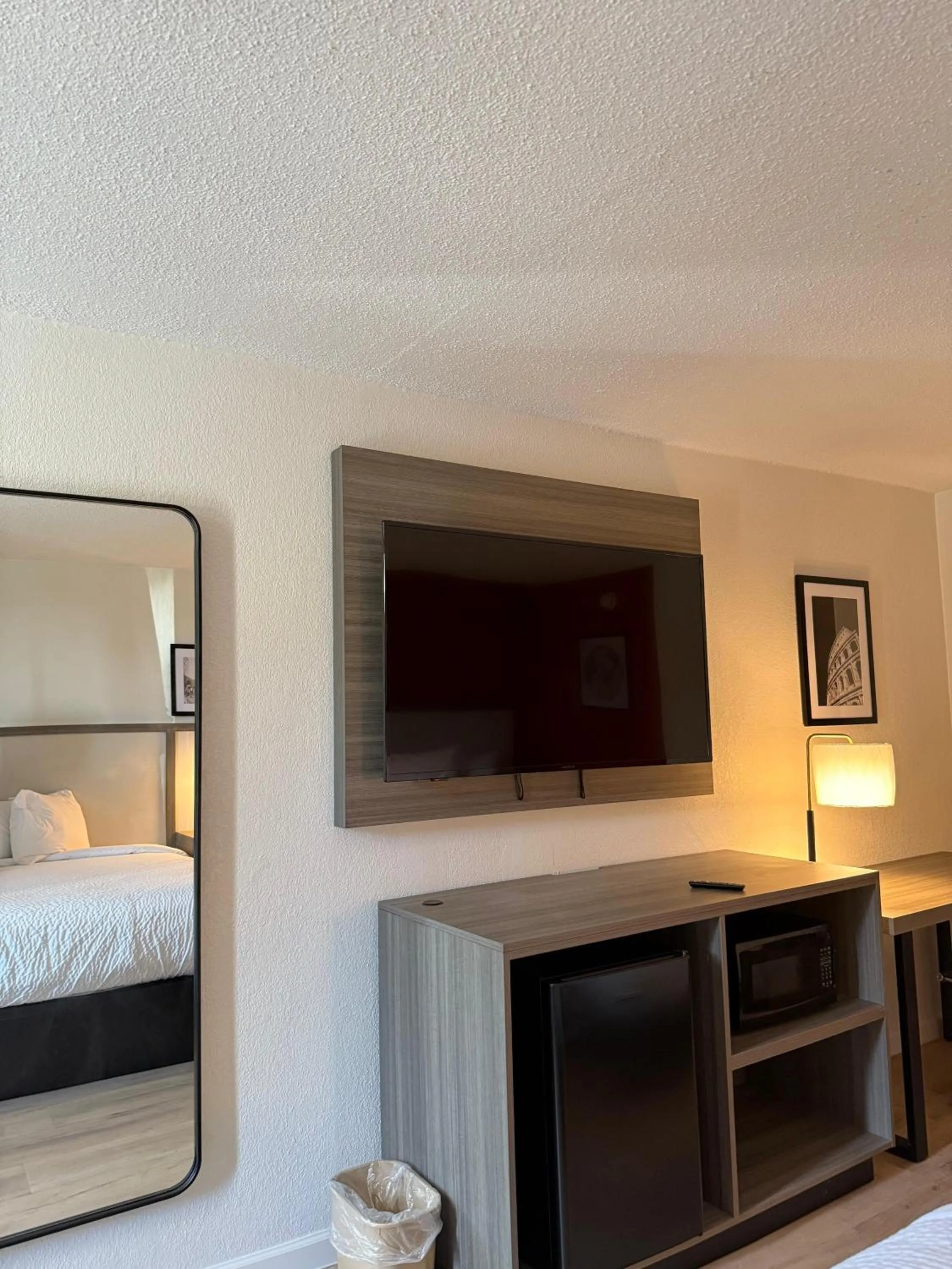 Bed in Travelodge by Wyndham Lumberton