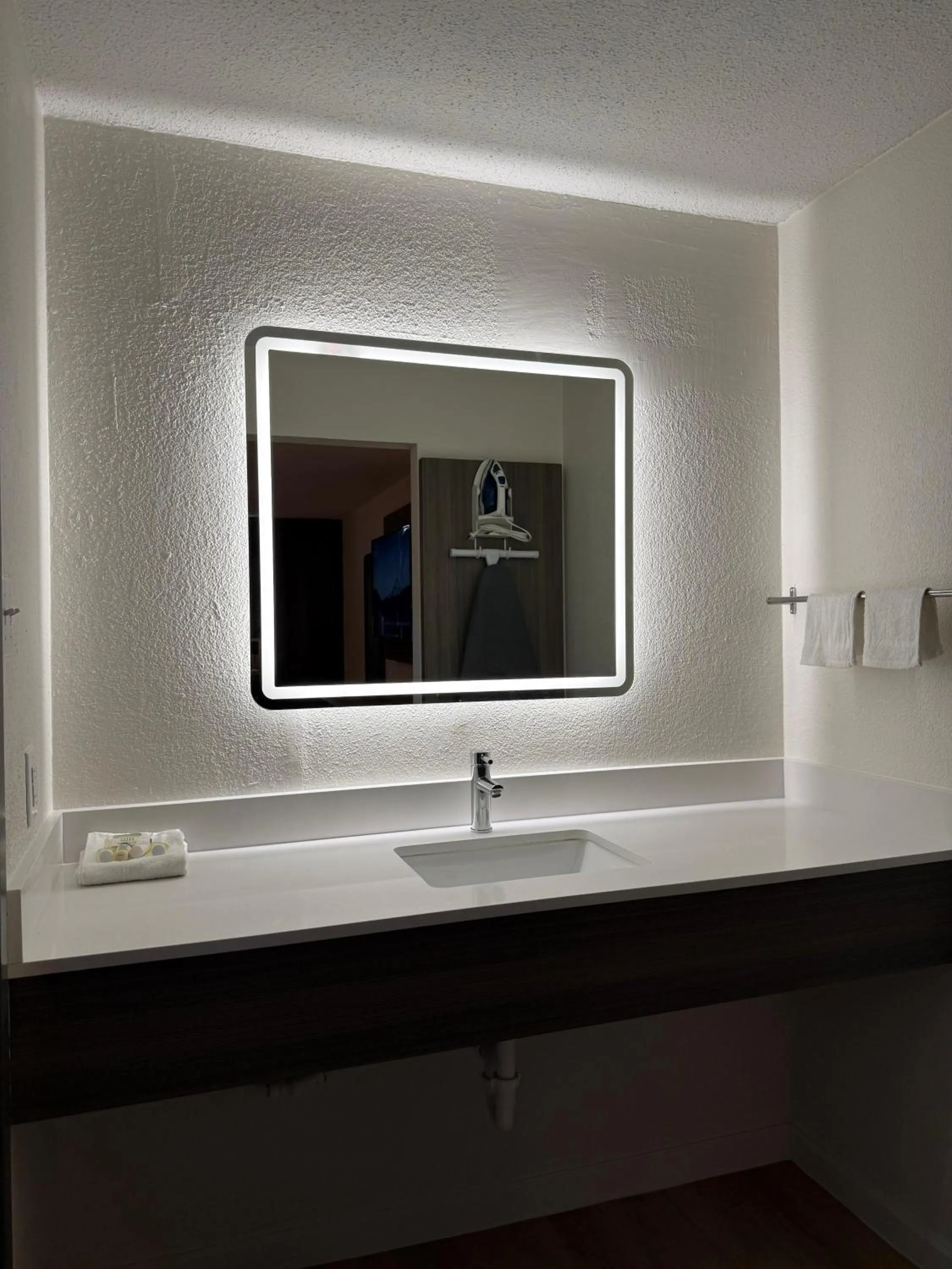 Travelodge by Wyndham Lumberton