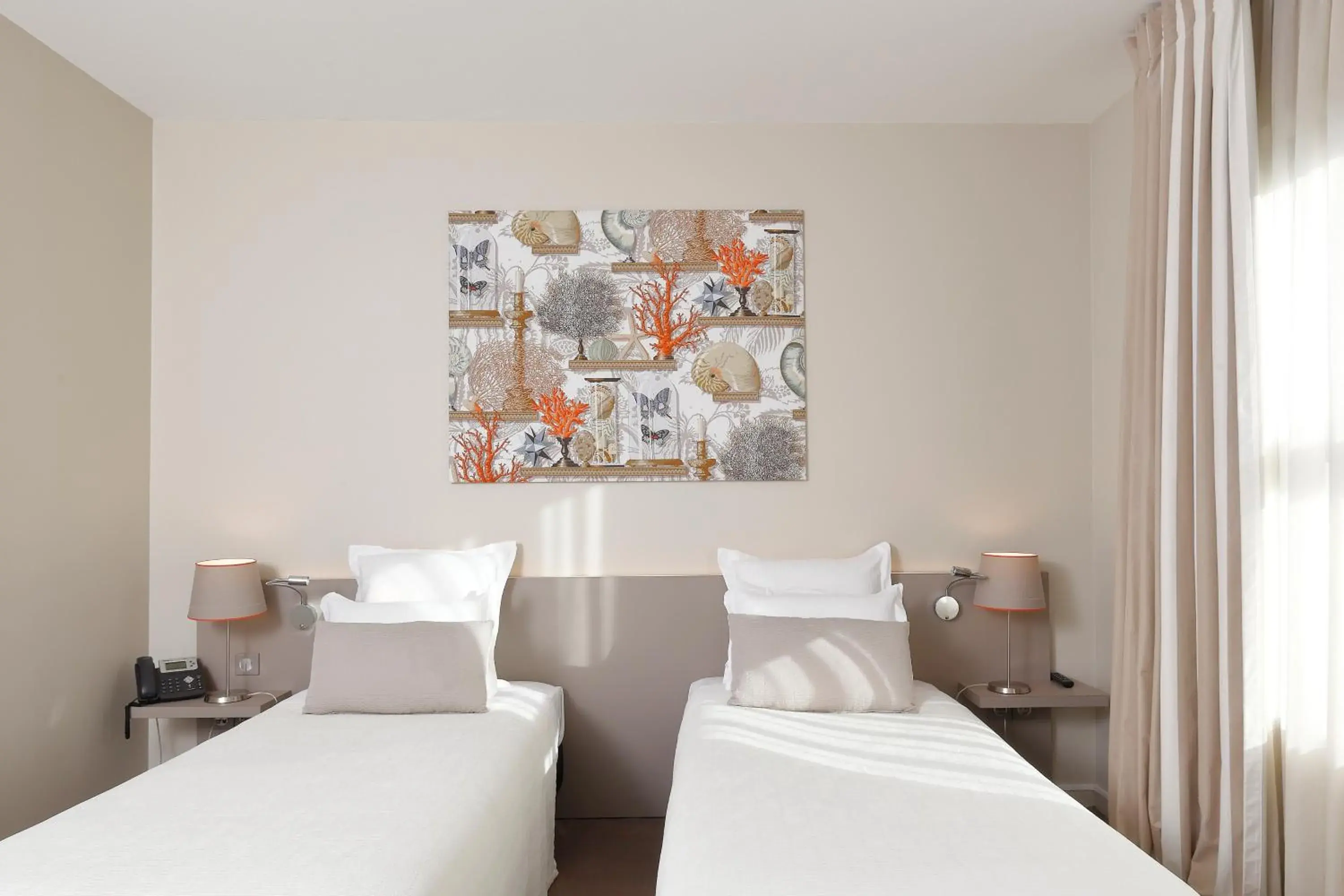 Superior Twin Room in Hôtel Les Herbes Folles Superior Twin Room in Hôtel Les Herbes Folles