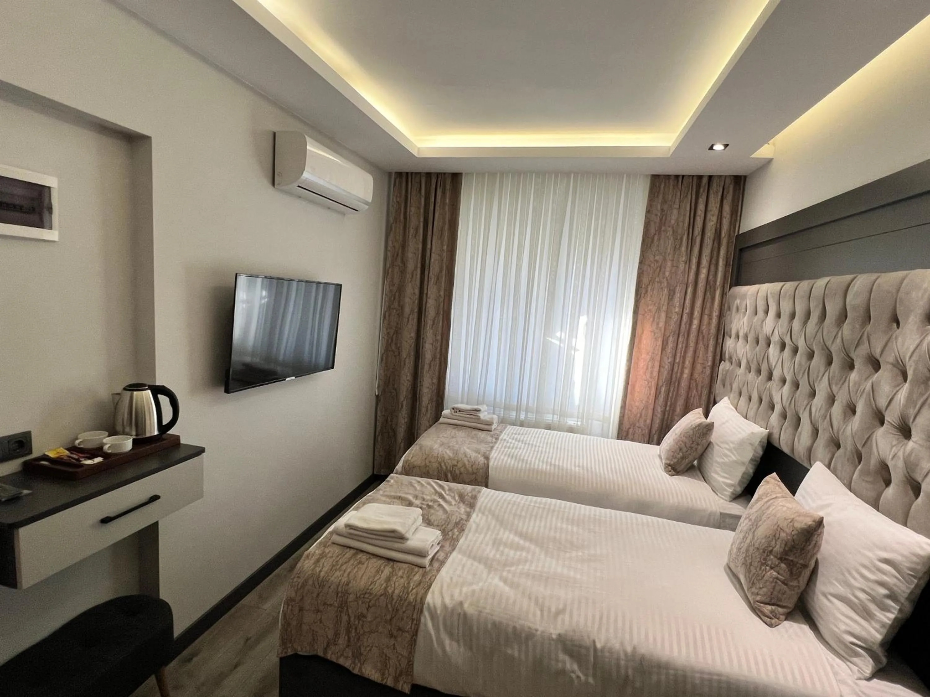 Bed in Golden Stoneluxe İstanbul Hotel