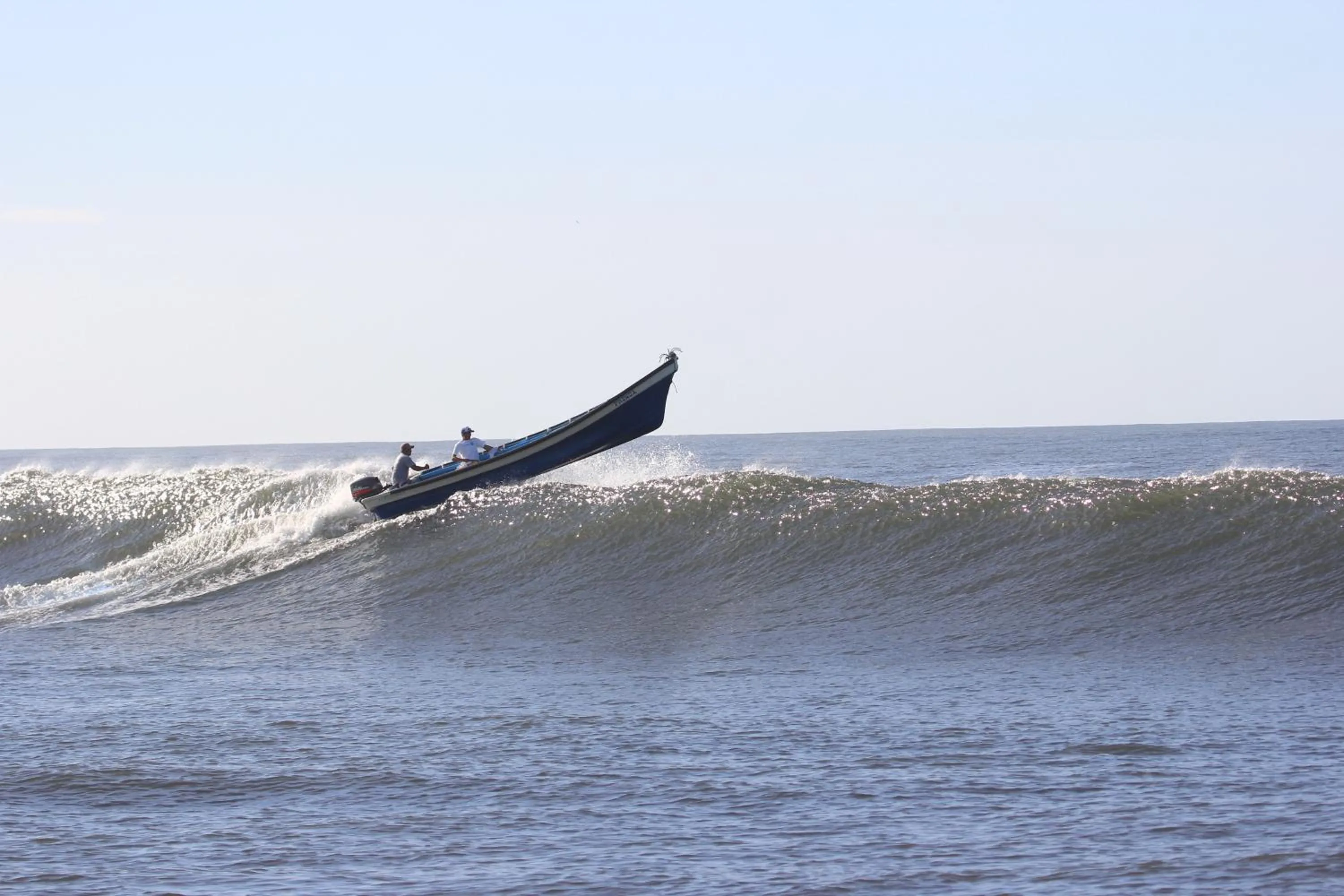 Fishing in Hotel Los Mangos El Salvador