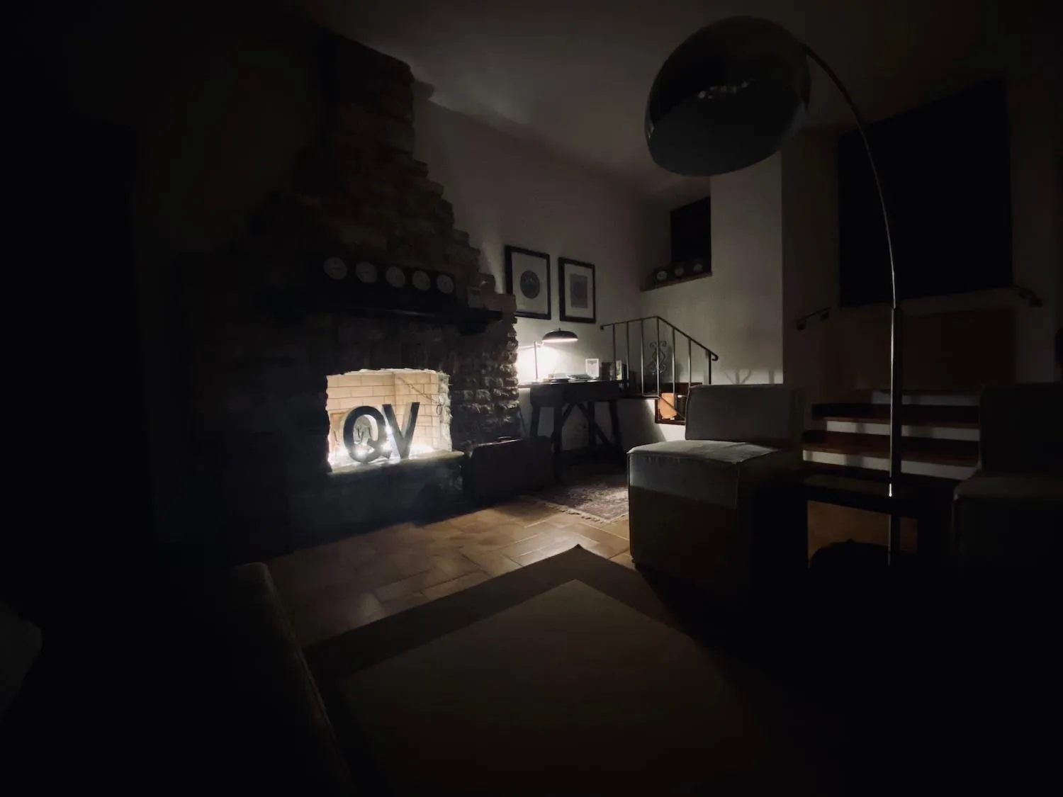 Communal lounge/ TV room, Bed in Quo Vadis