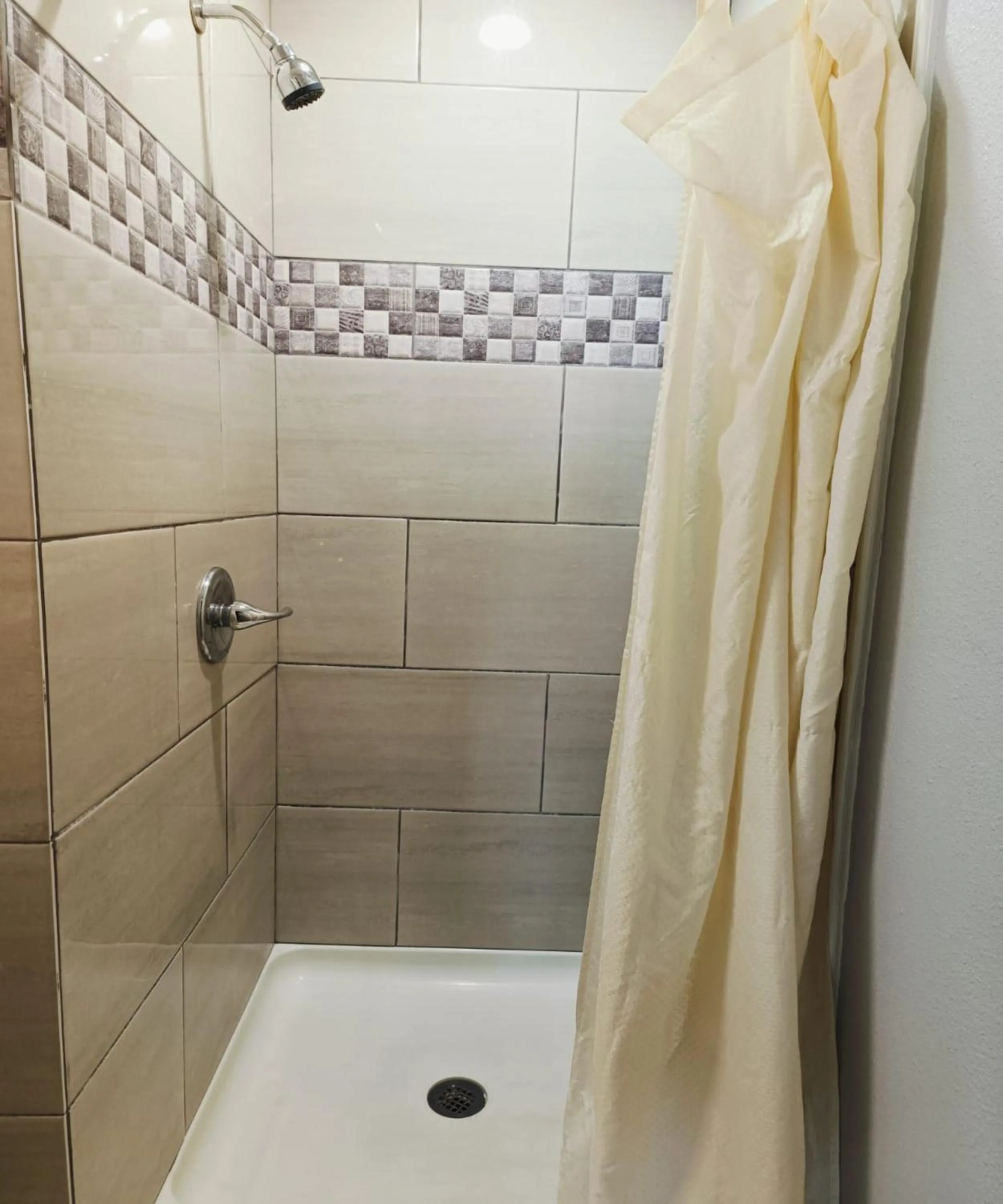 Bathroom in Village Inn Motel Rockport near Aransas Bay