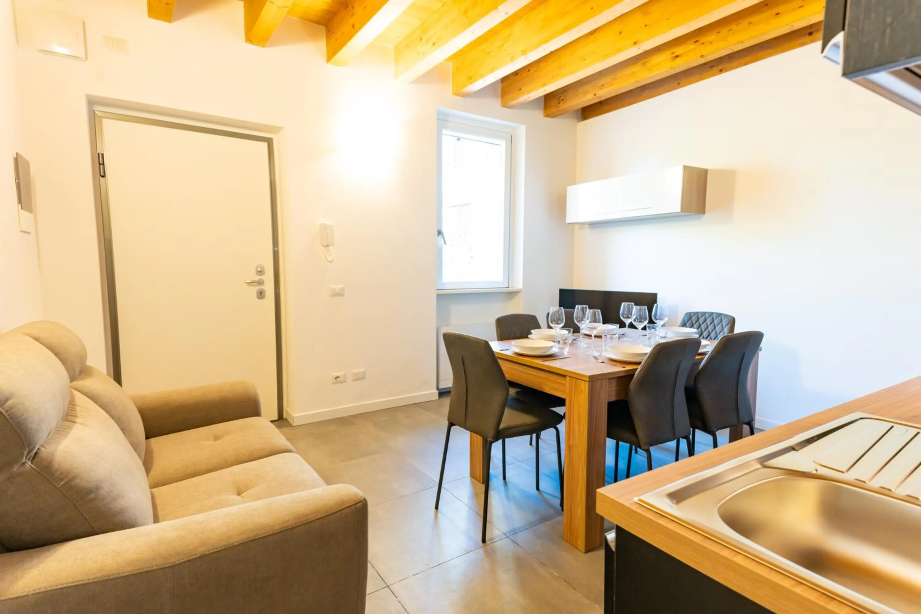 Kitchen or kitchenette in Villa San Carlo