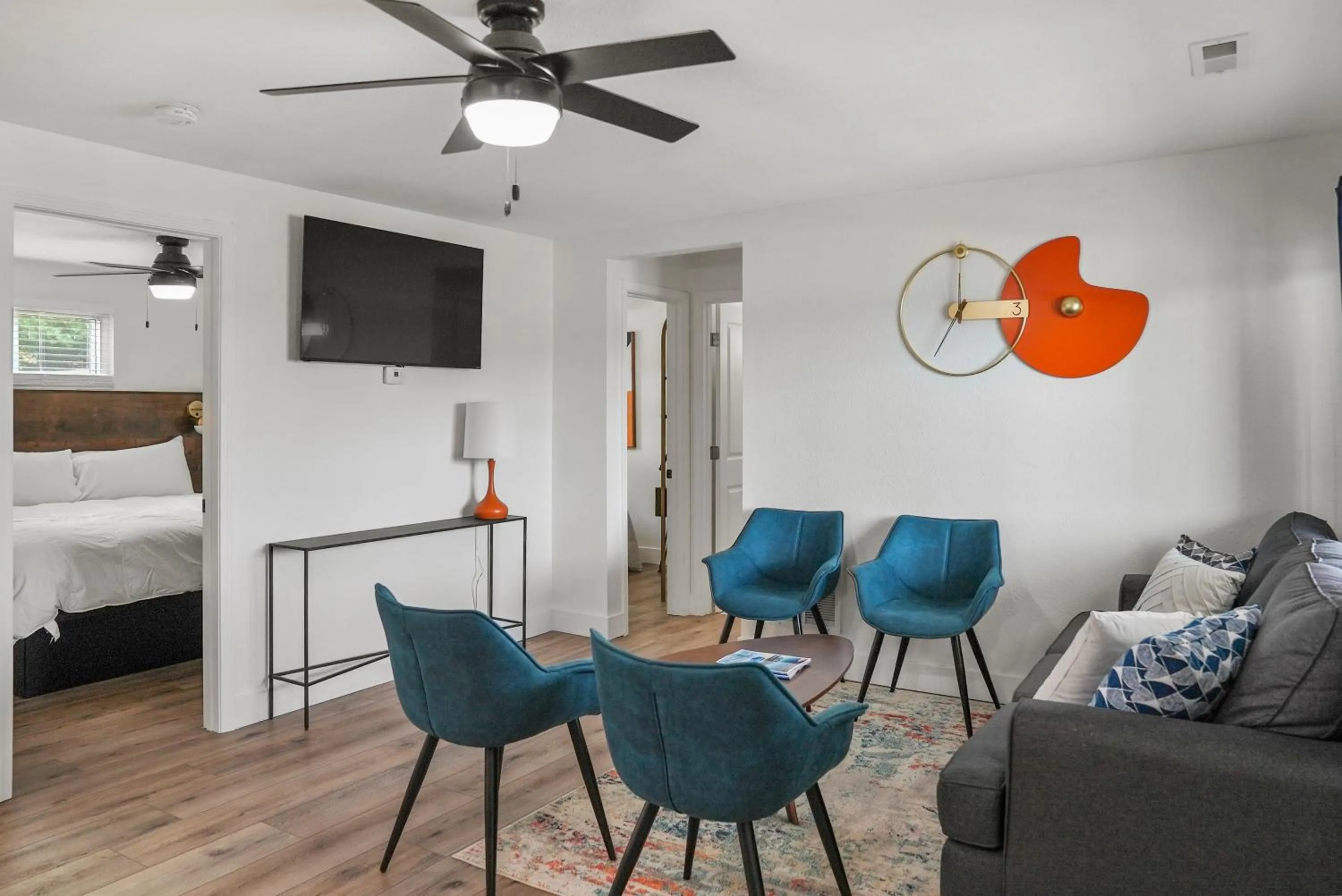 Living room, Bed in Alhonna Resort