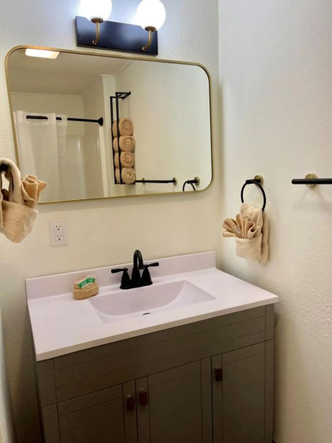 Bathroom in Alhonna Resort