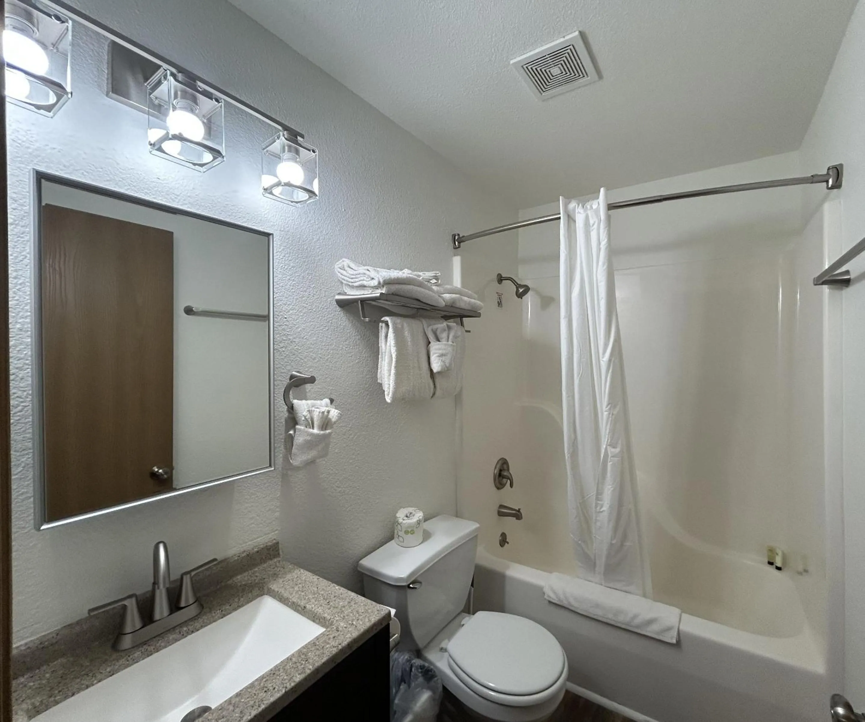 Bathroom in Alhonna Resort