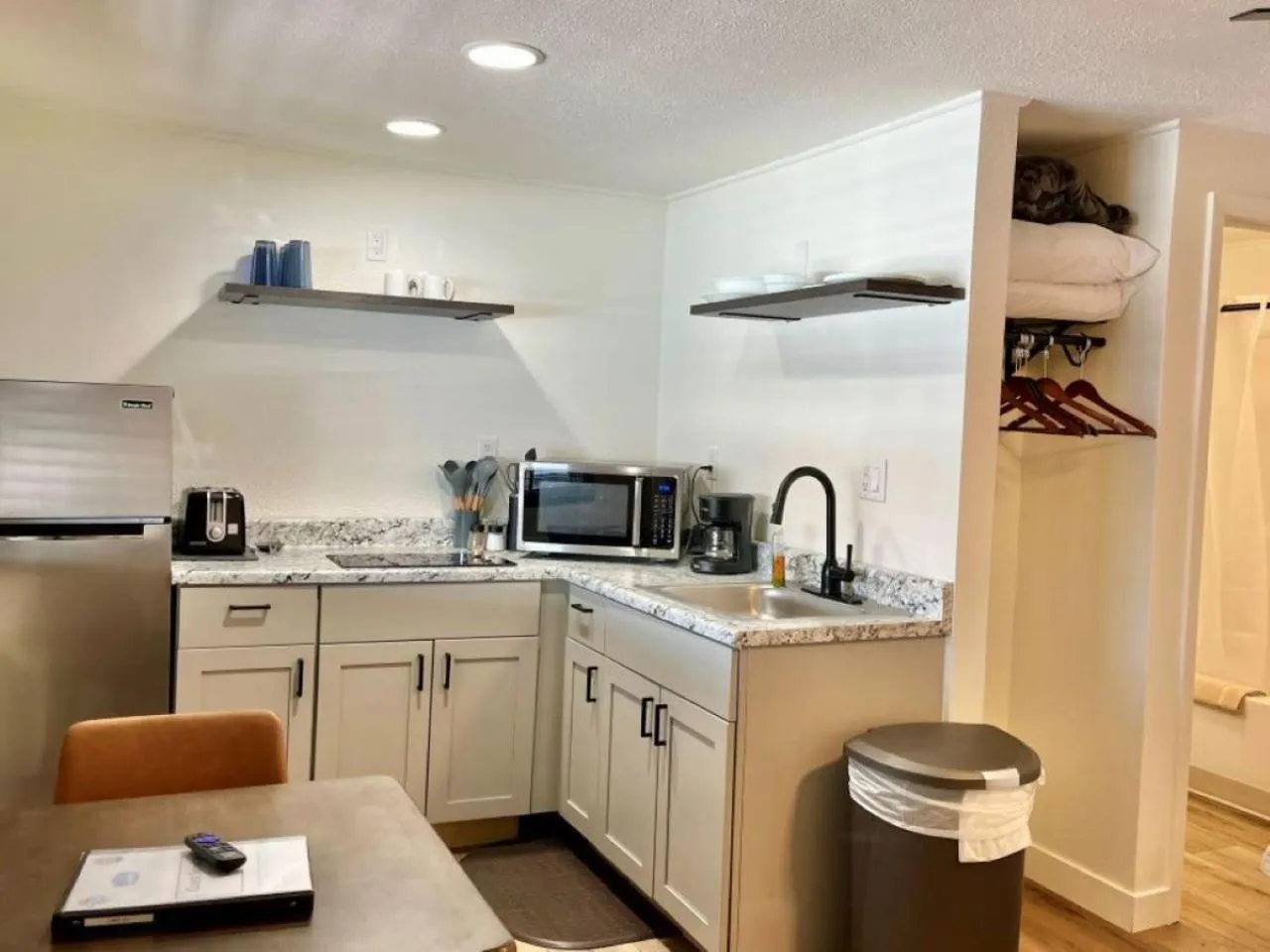 Kitchen or kitchenette in Alhonna Resort