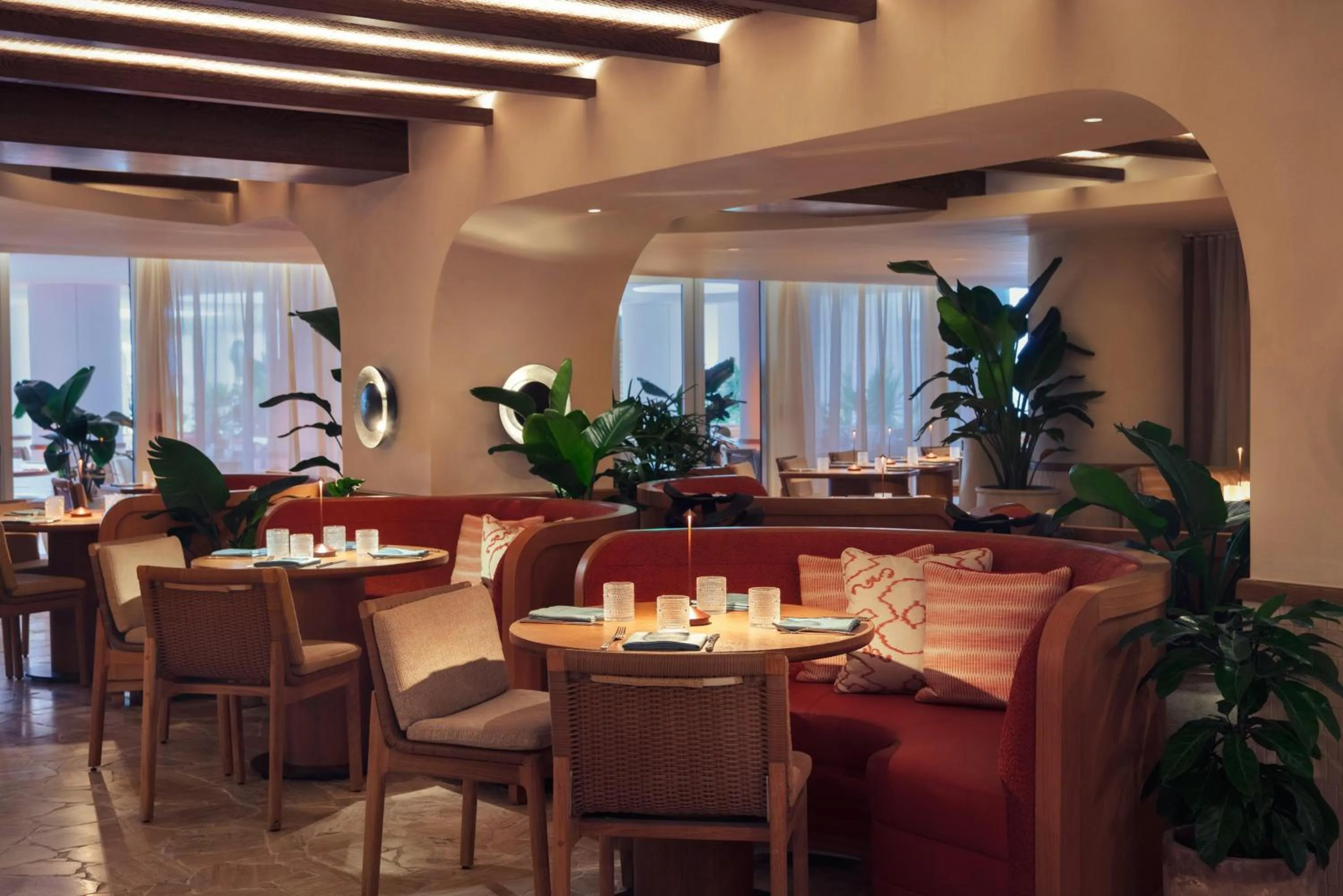 Restaurant/places to eat in Andaz Miami Beach, By Hyatt