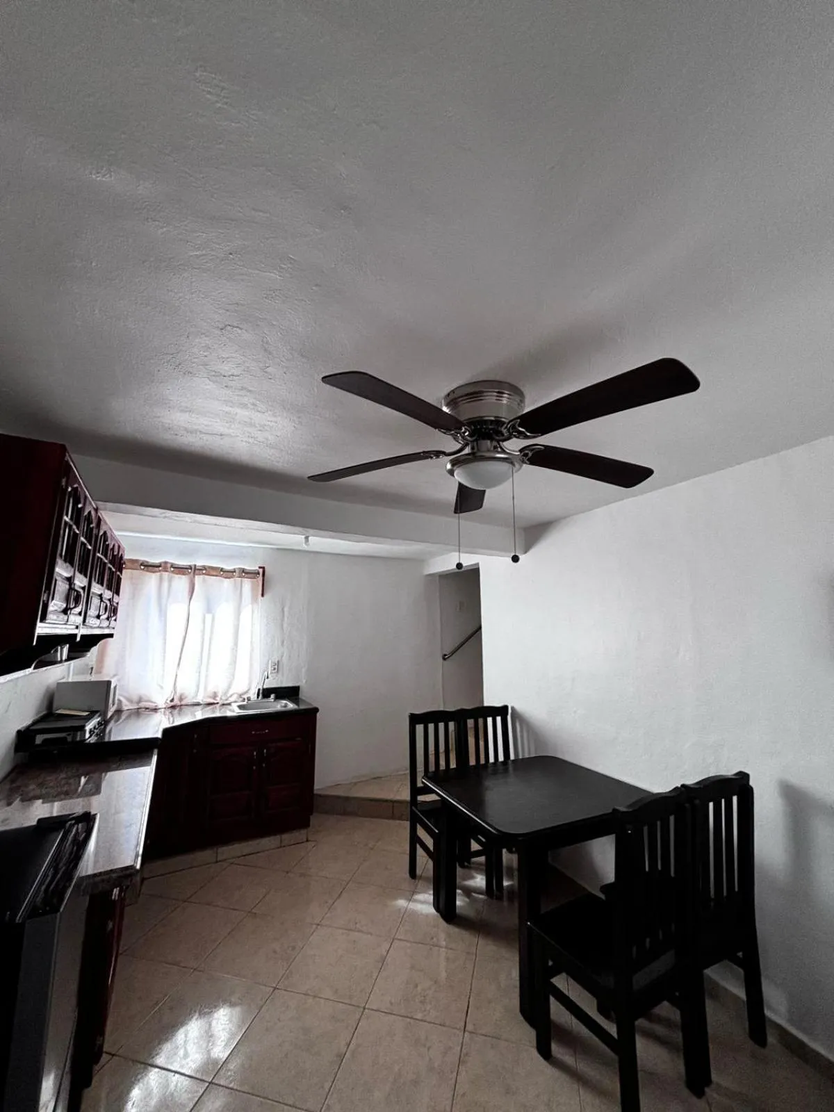 Kitchen or kitchenette in Whale Hill