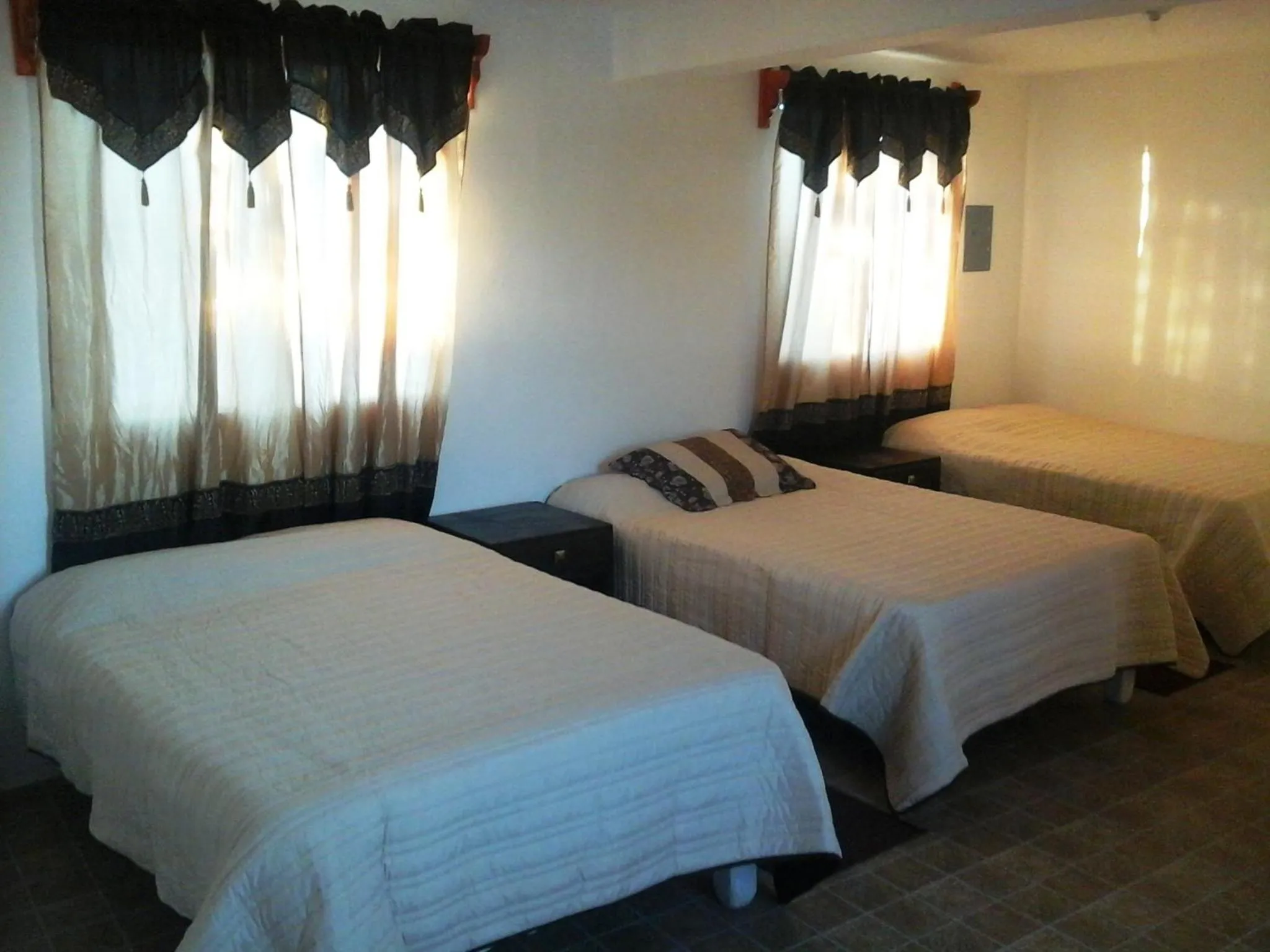 Day, Bed in Whale Hill