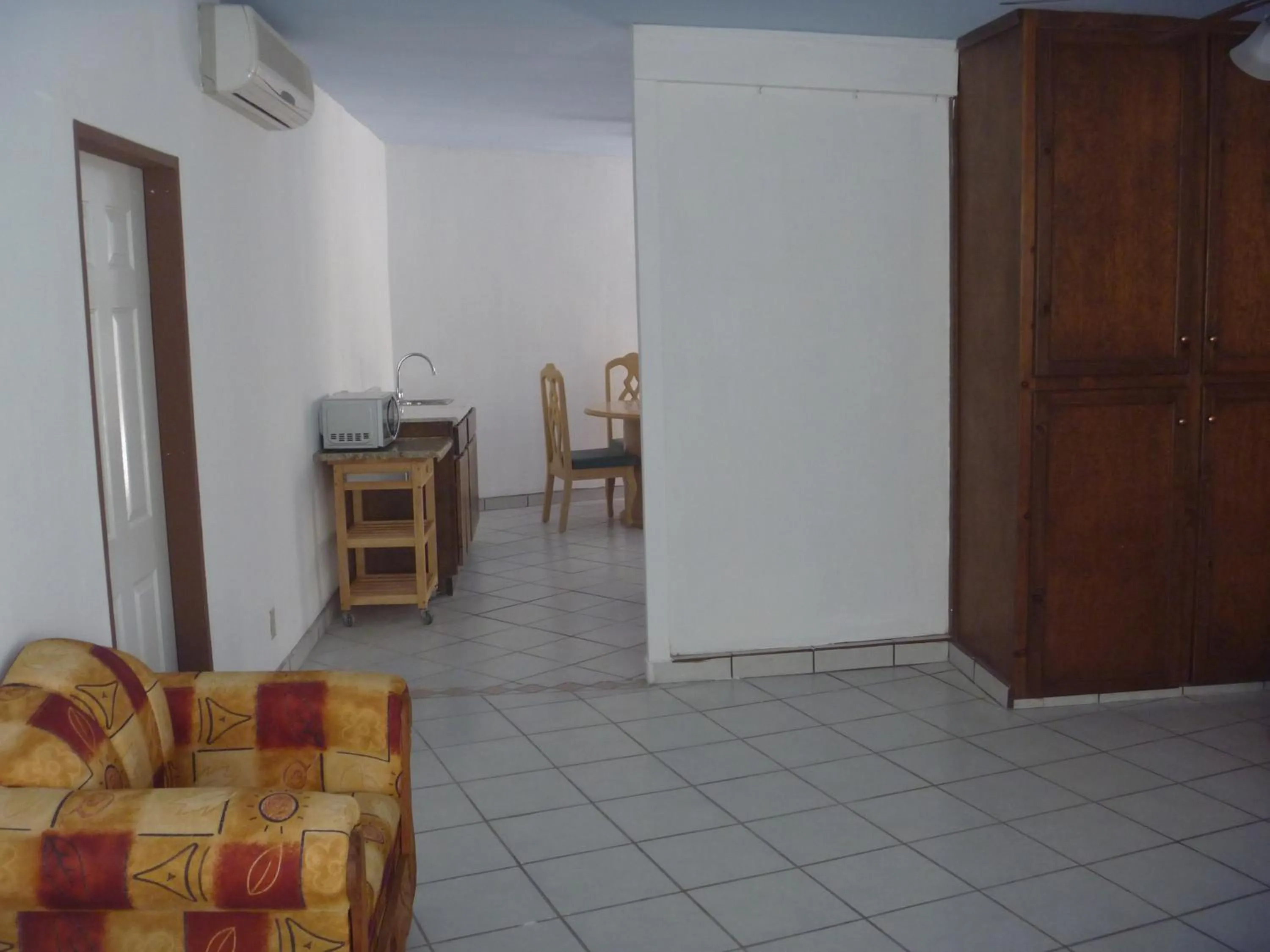 Dining area in Whale Hill