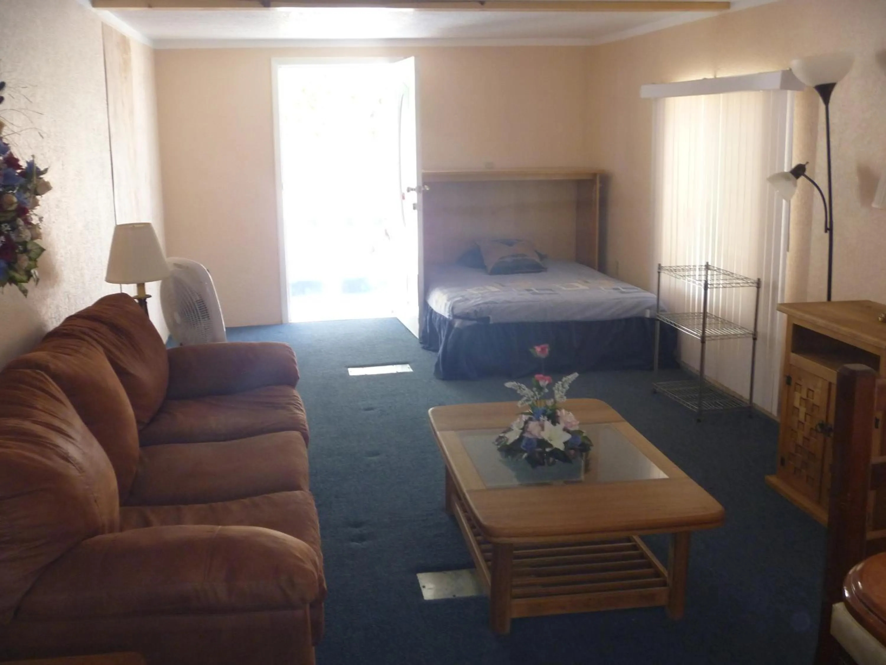 Bedroom, Bed in Whale Hill