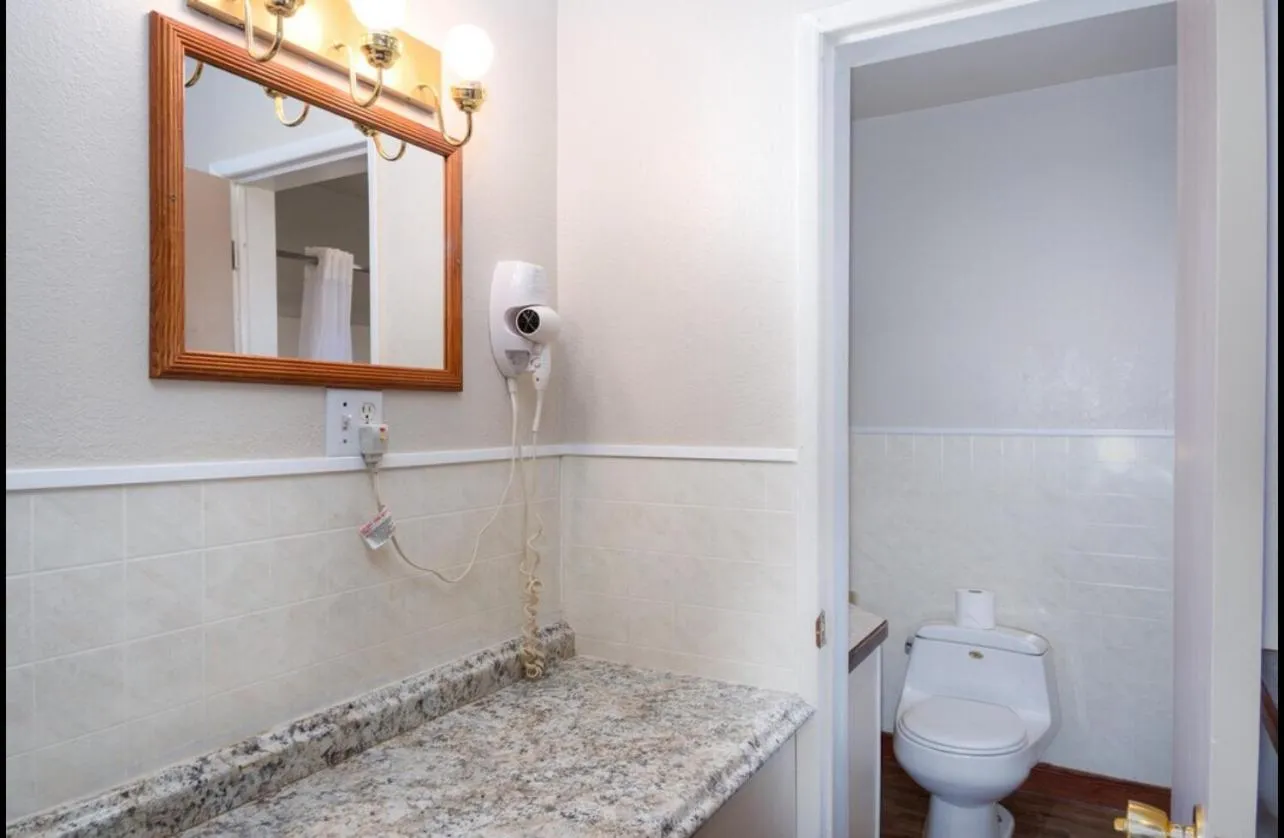 Bathroom in Sandman Motel