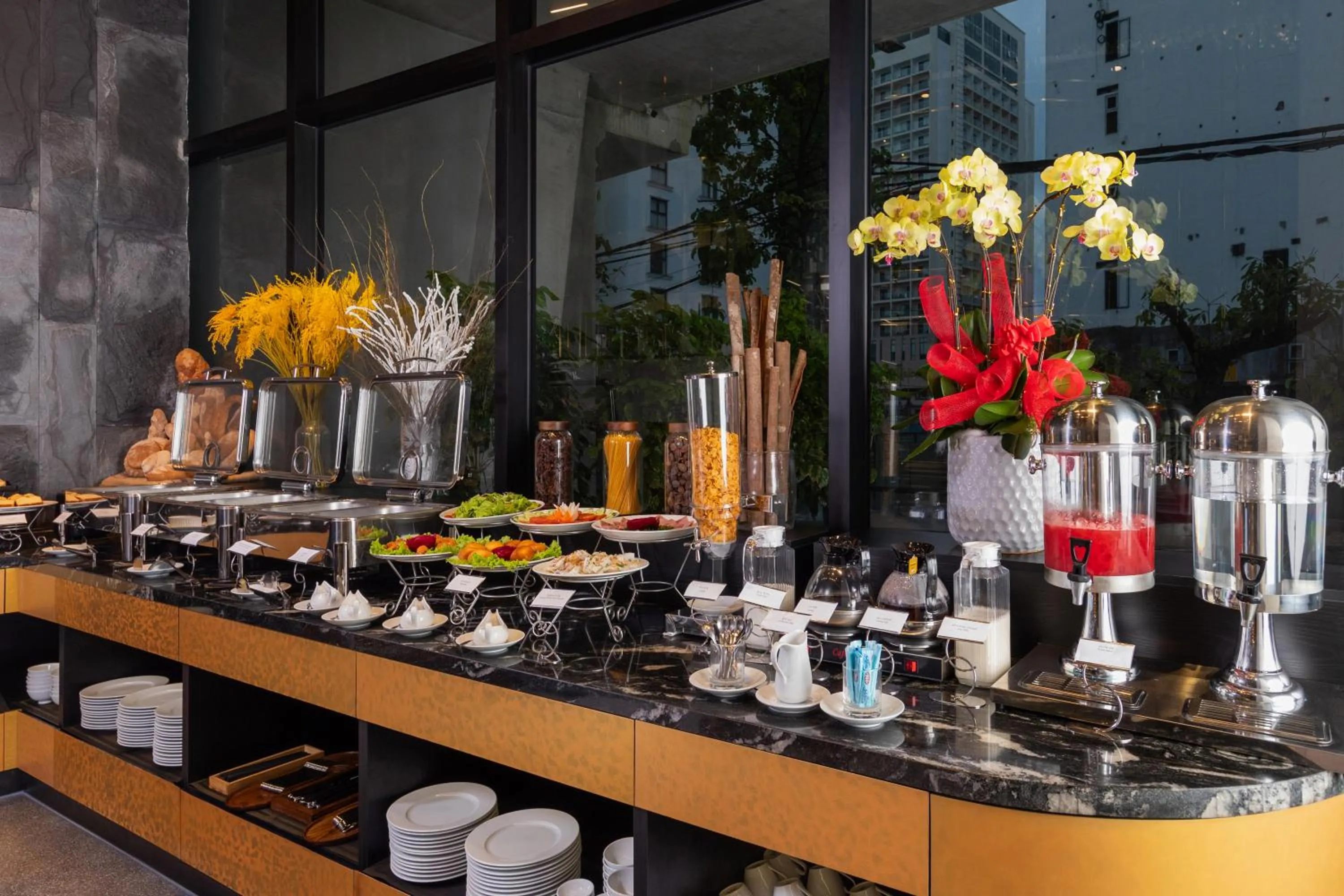 Food and drinks in Taiyo Hotel & Apartment