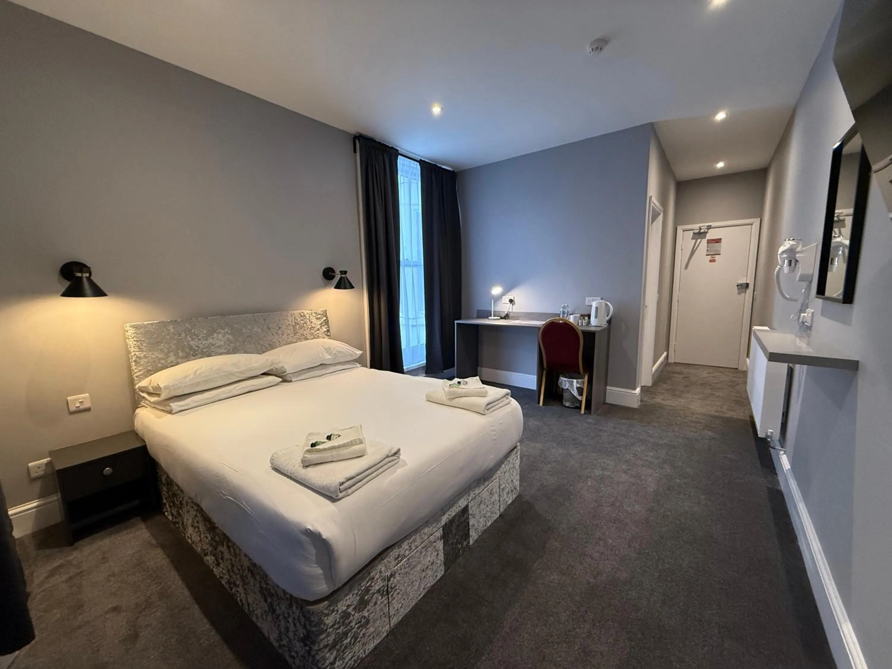 Bed in Preston Park Hotel