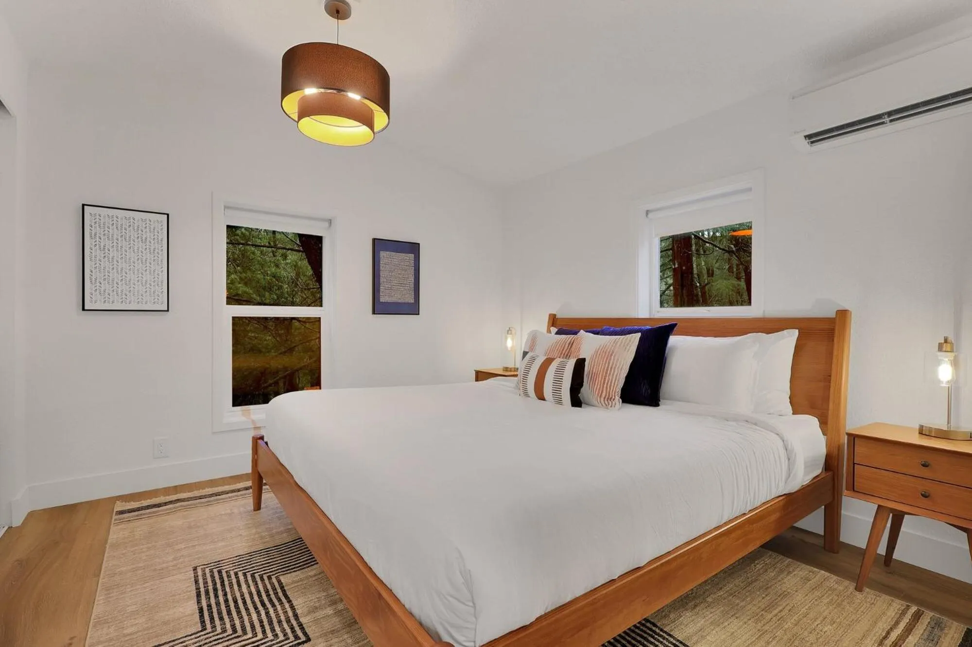 Bed in Cave Springs Resort