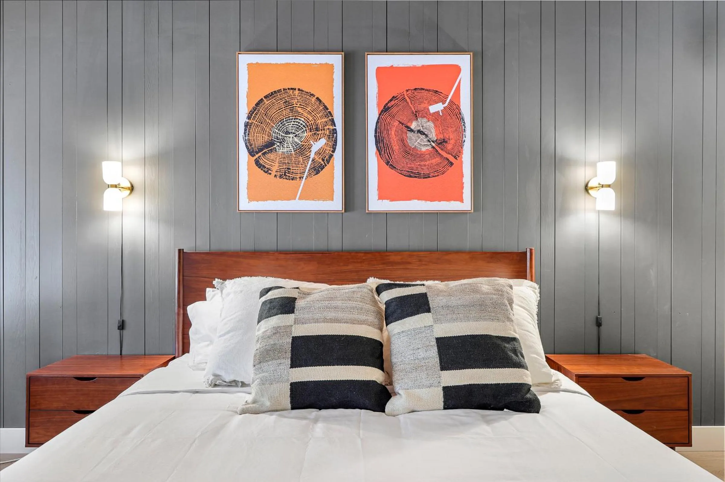 Bed in Cave Springs Resort