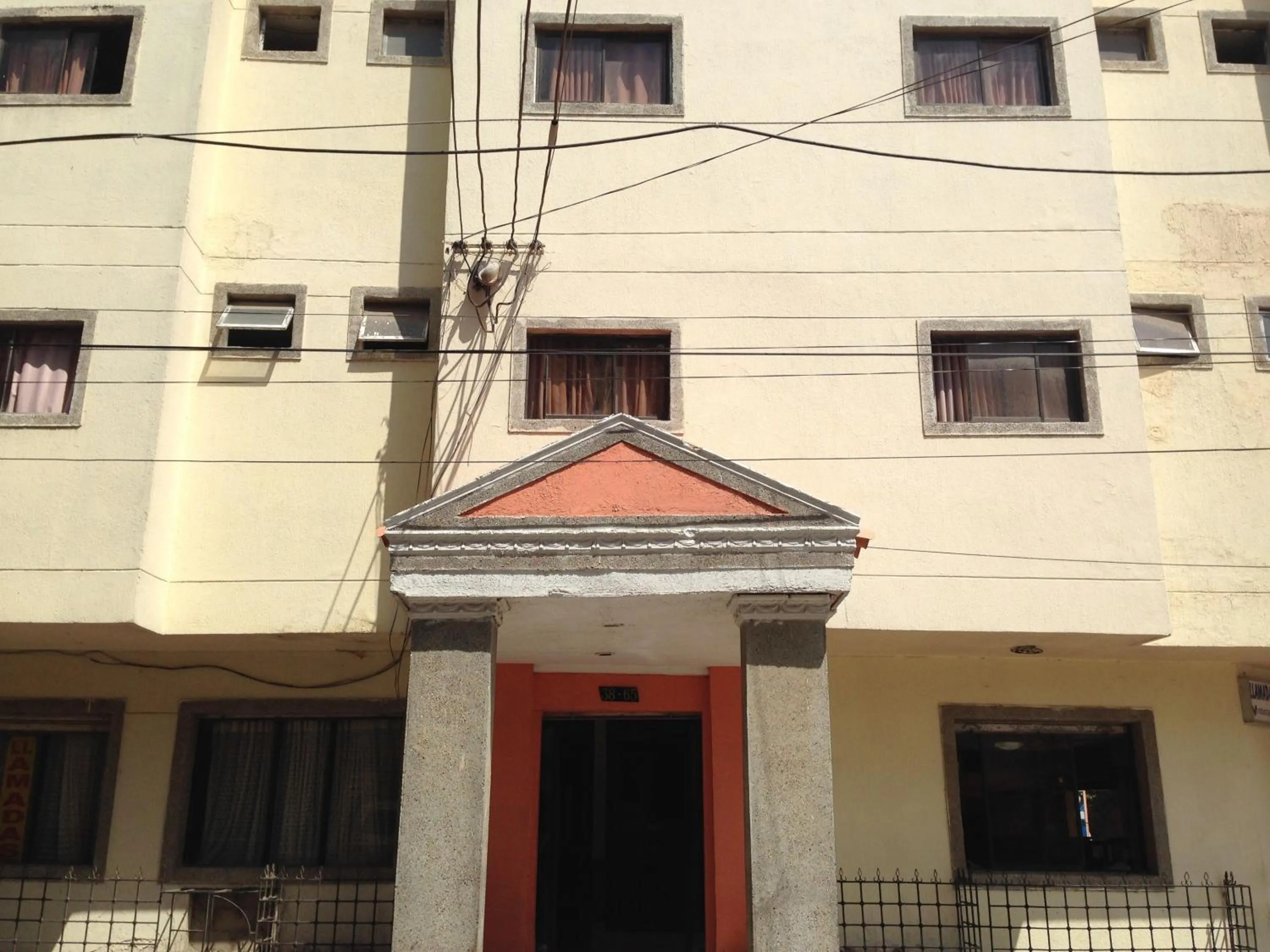 Hotel El Diamante CA