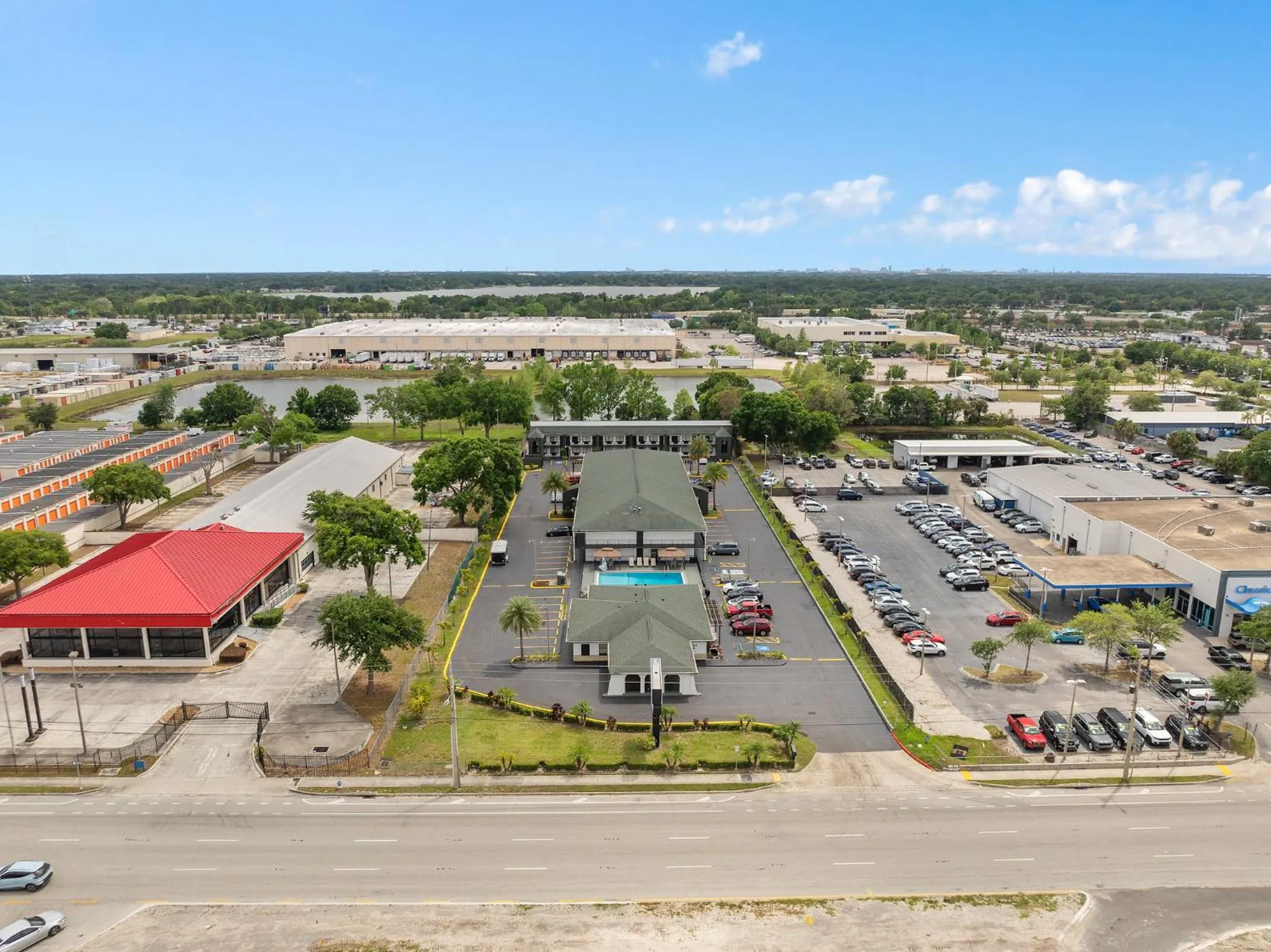 Property building in Baymont by Wyndham Orlando Downtown