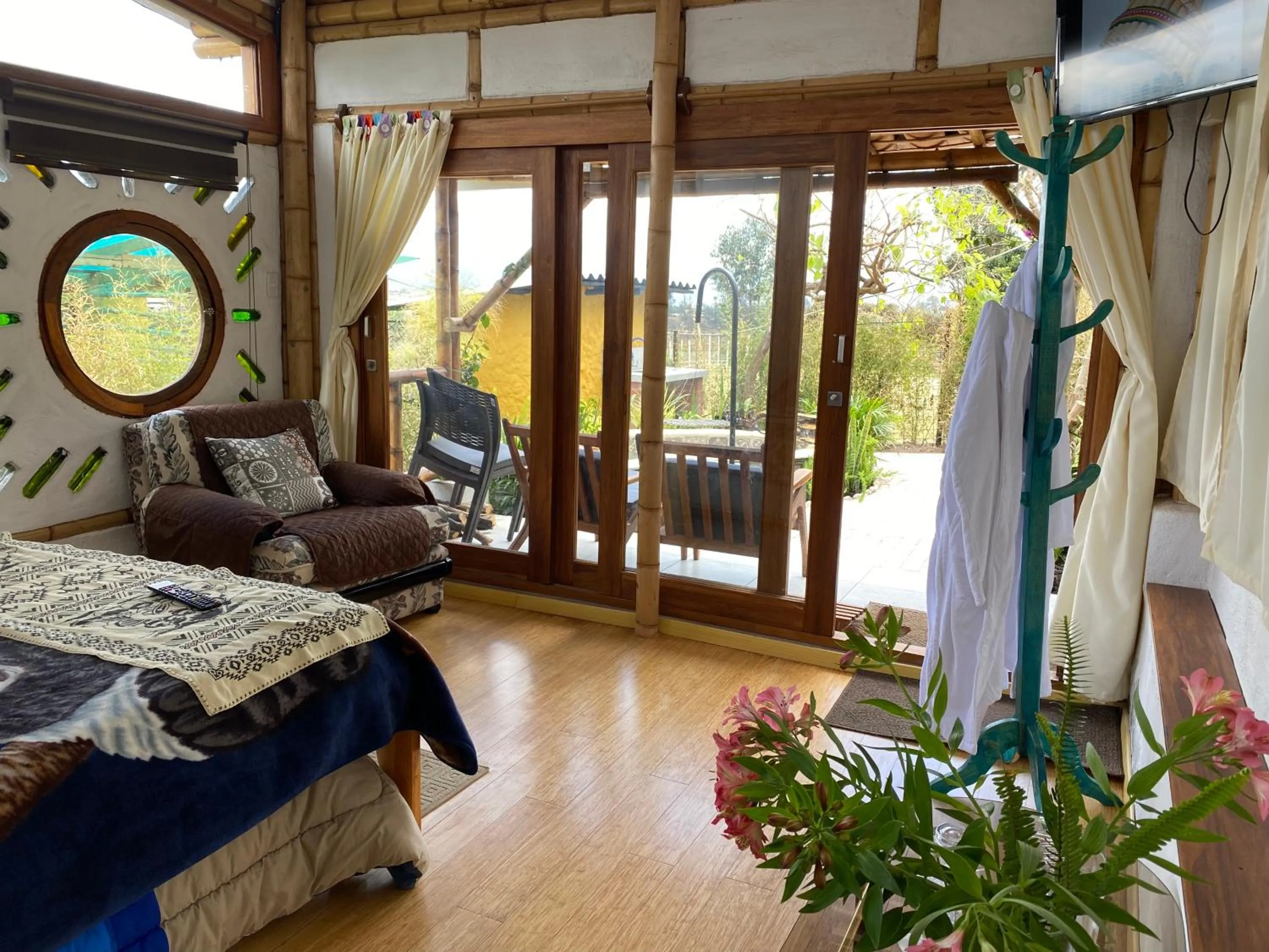 Patio in Hostería Colibri Aeropuerto