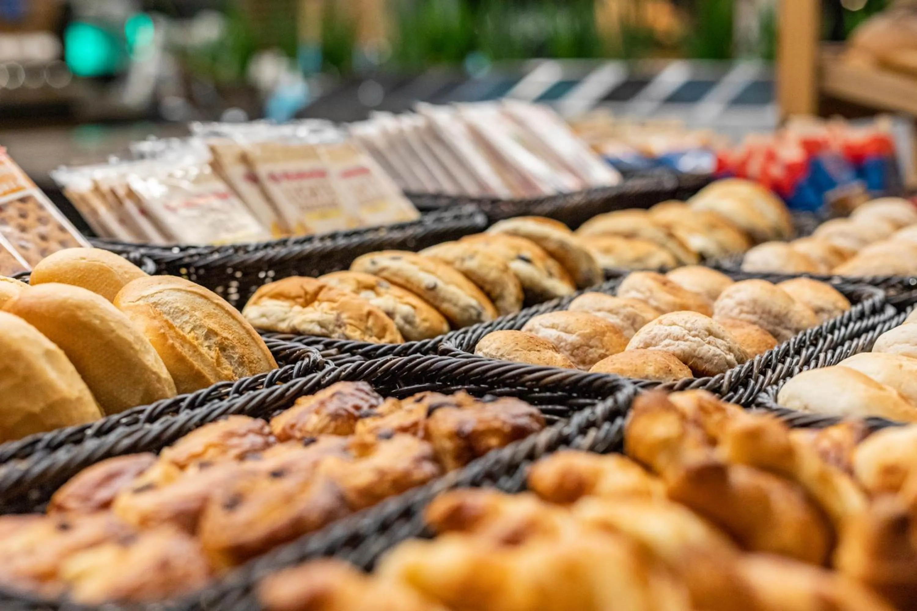 Buffet breakfast in Hotel Woudschoten