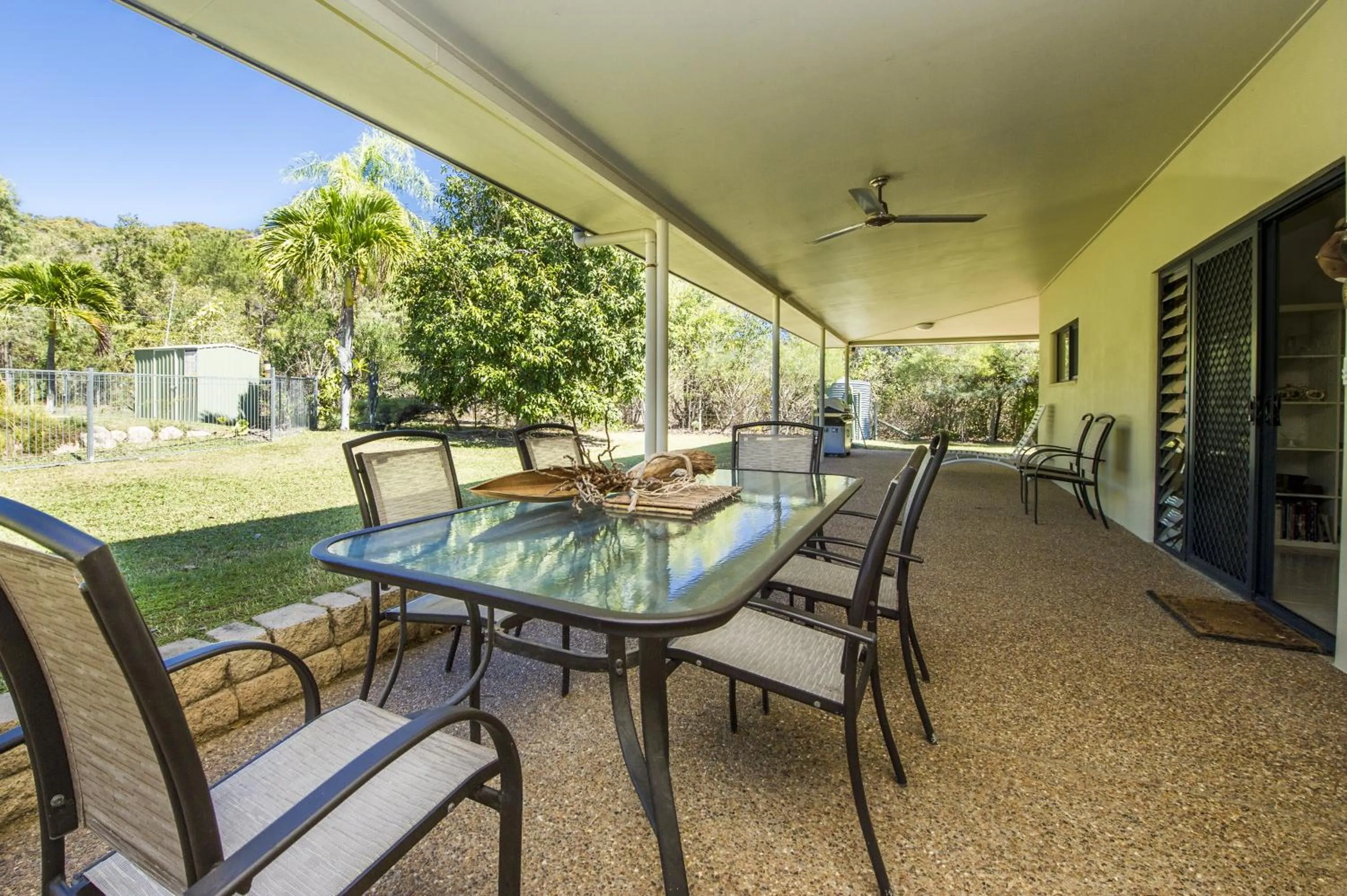 BBQ facilities in Magnetic Island Bed and Breakfast