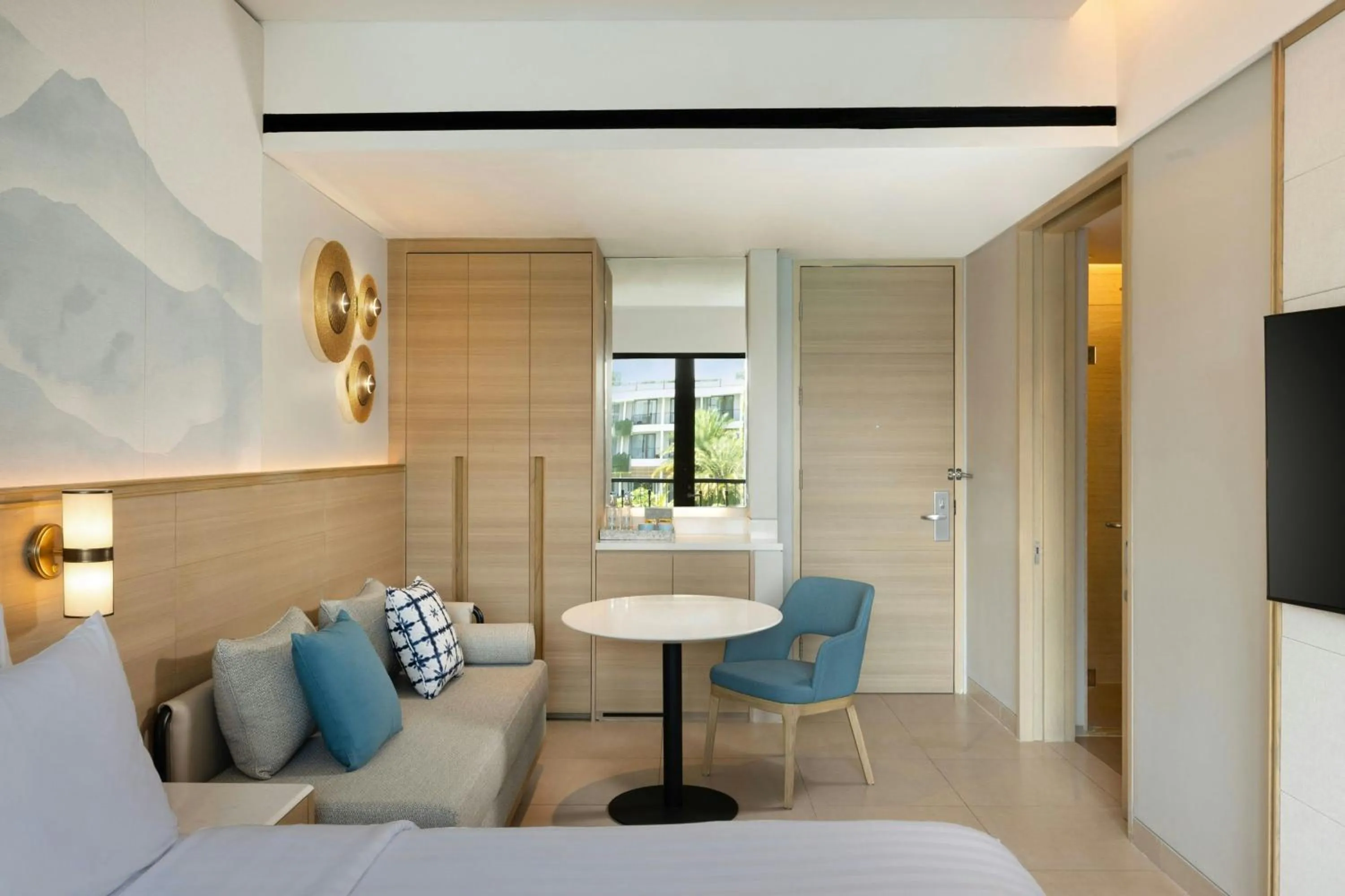 Swimming pool, Bed in Courtyard by Marriott Bali Seminyak Resort