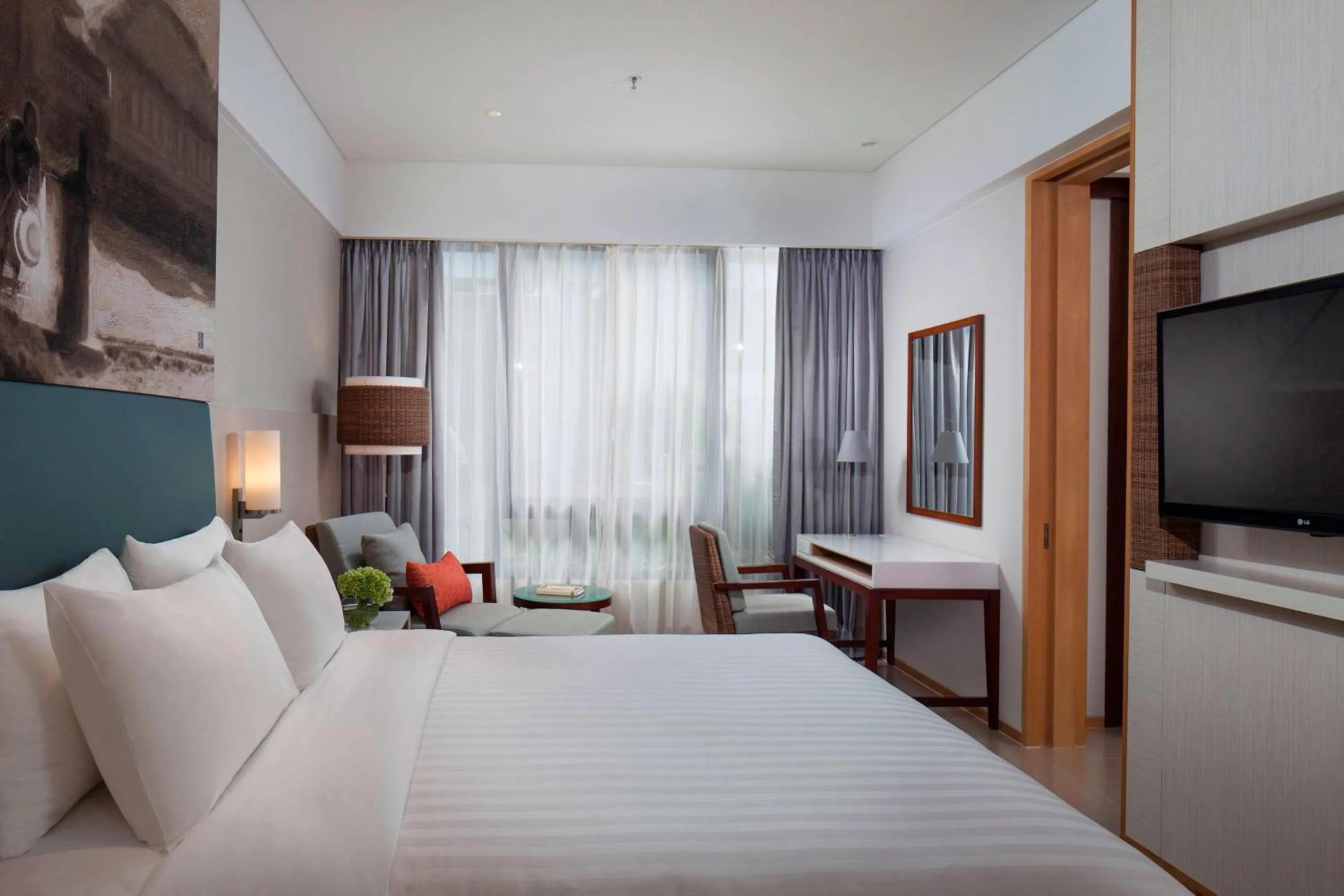 Swimming pool, Bed in Courtyard by Marriott Bali Seminyak Resort