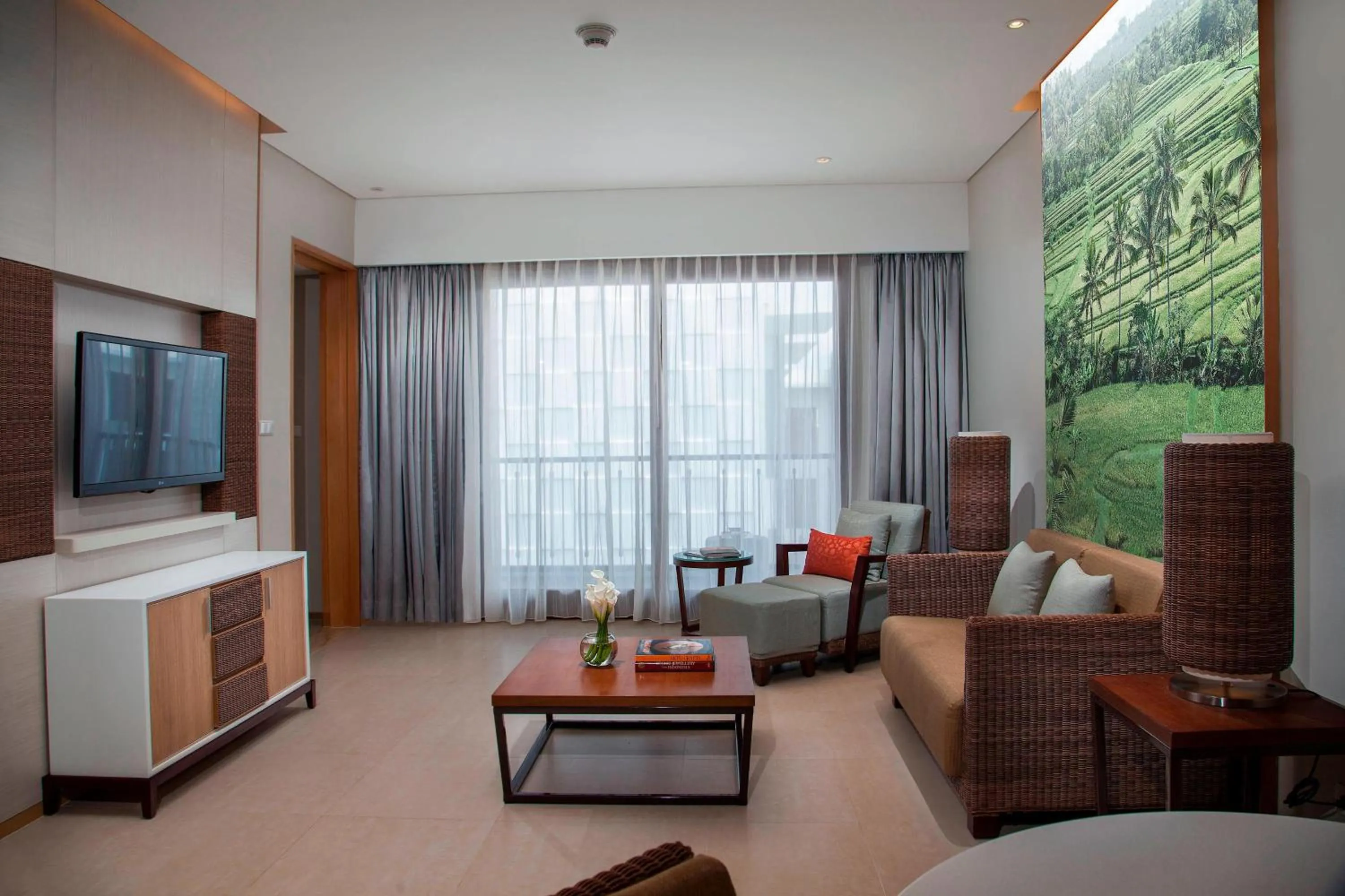 Swimming pool in Courtyard by Marriott Bali Seminyak Resort