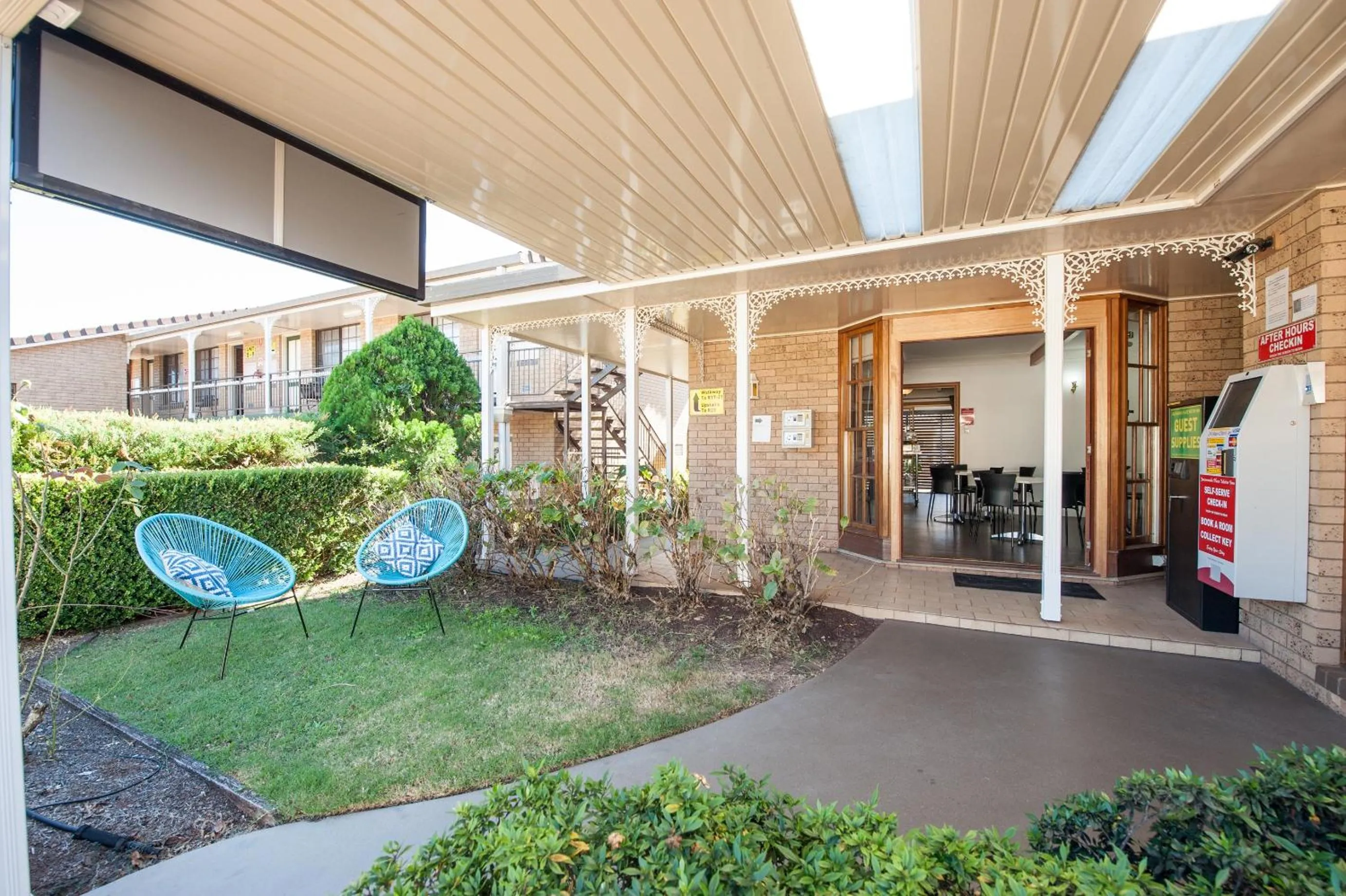 Garden in Jacaranda Place Motor Inn