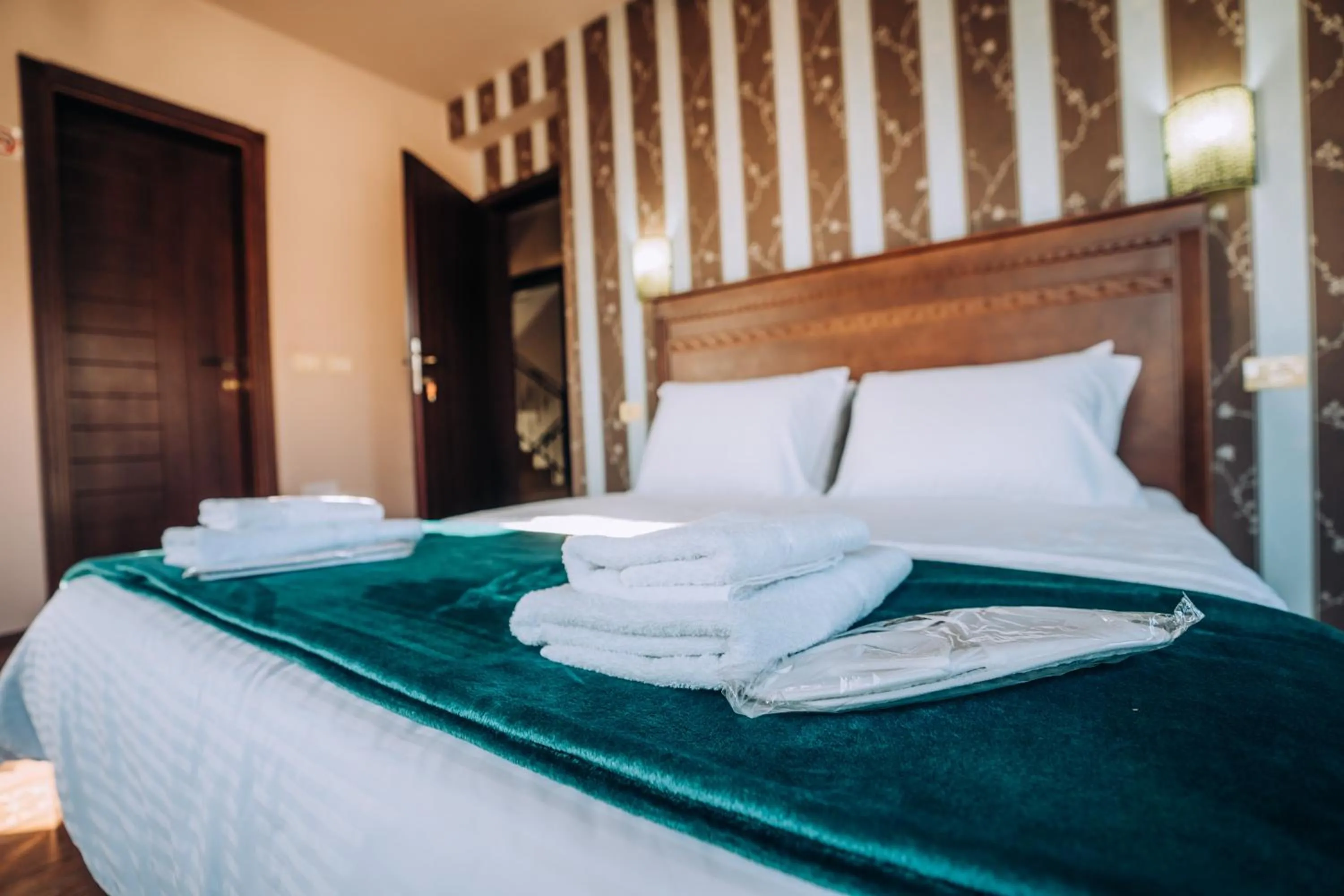 Bed in Villa Sara Lake View