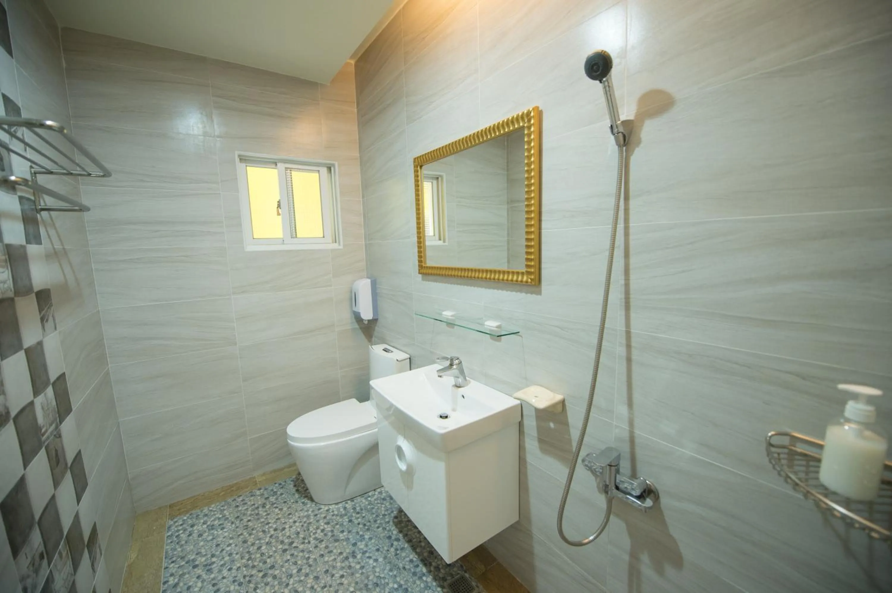 Bathroom in Ding Jia Hotel