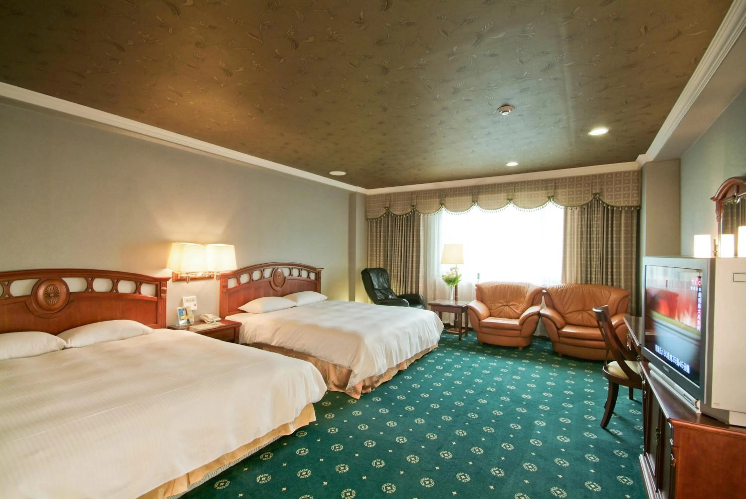 Photo of the whole room, Bed in F Hotel Tainan