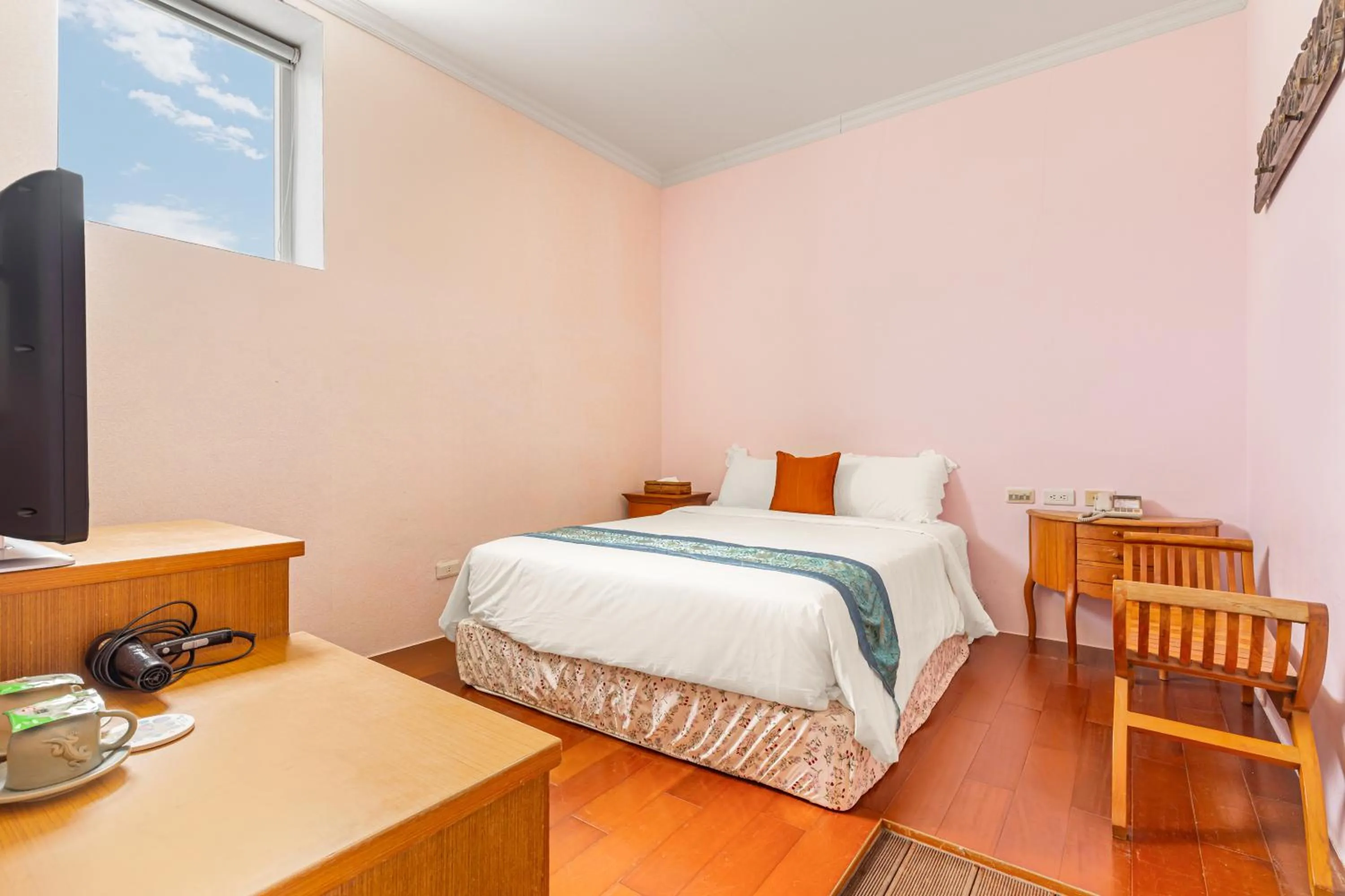 Photo of the whole room in Golden Ocean Azure Hotel