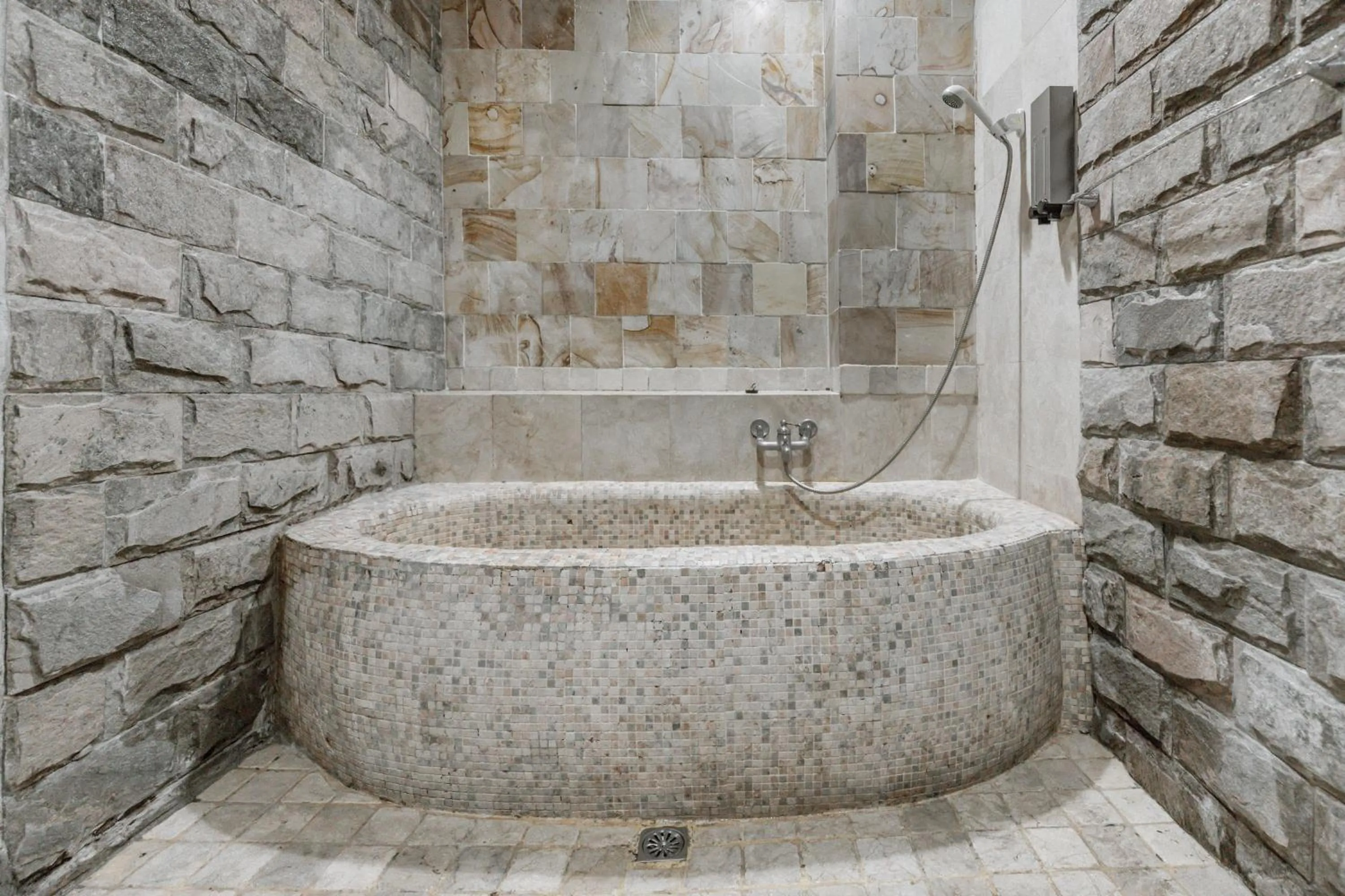 Bathroom in Golden Ocean Azure Hotel
