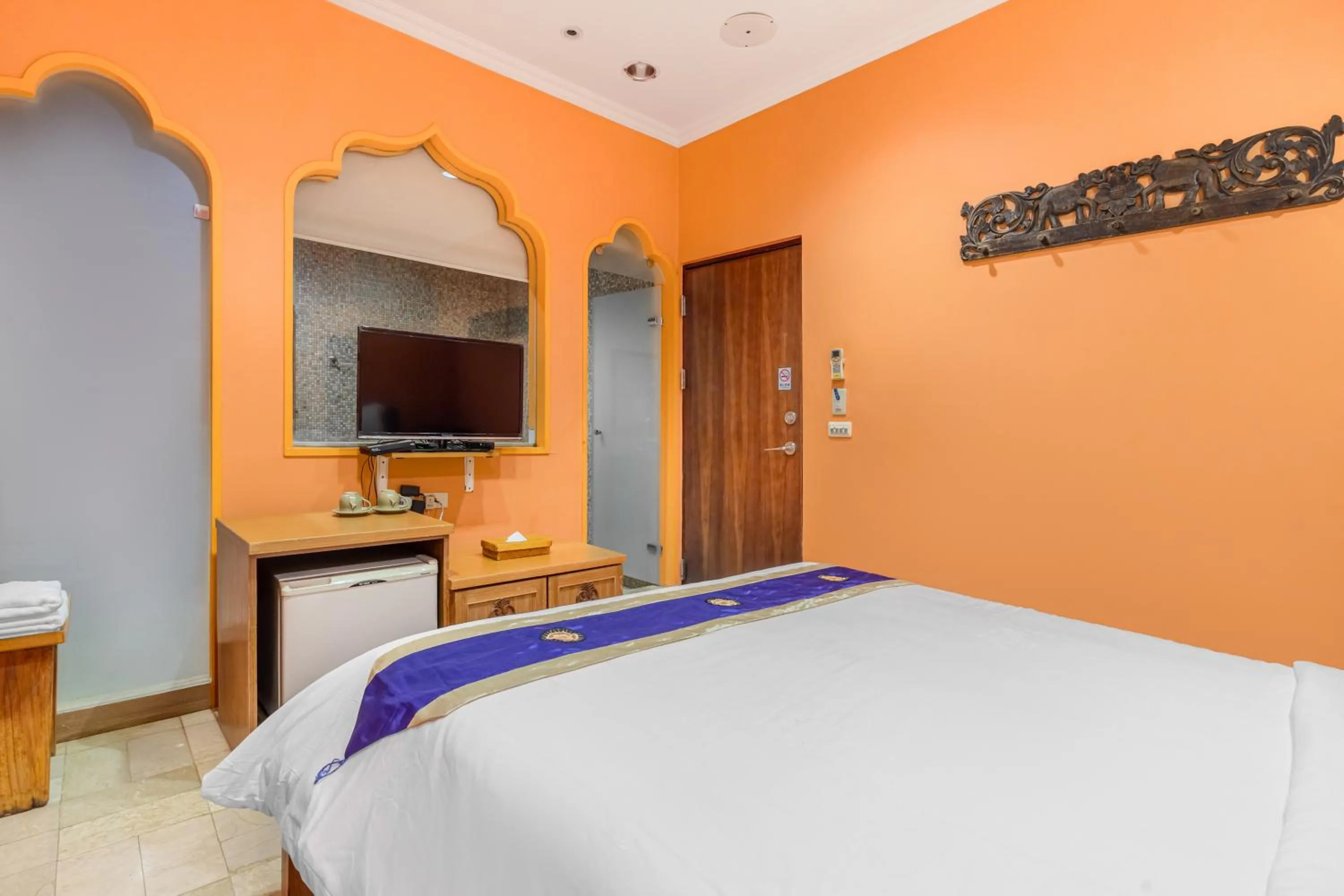 Photo of the whole room in Golden Ocean Azure Hotel