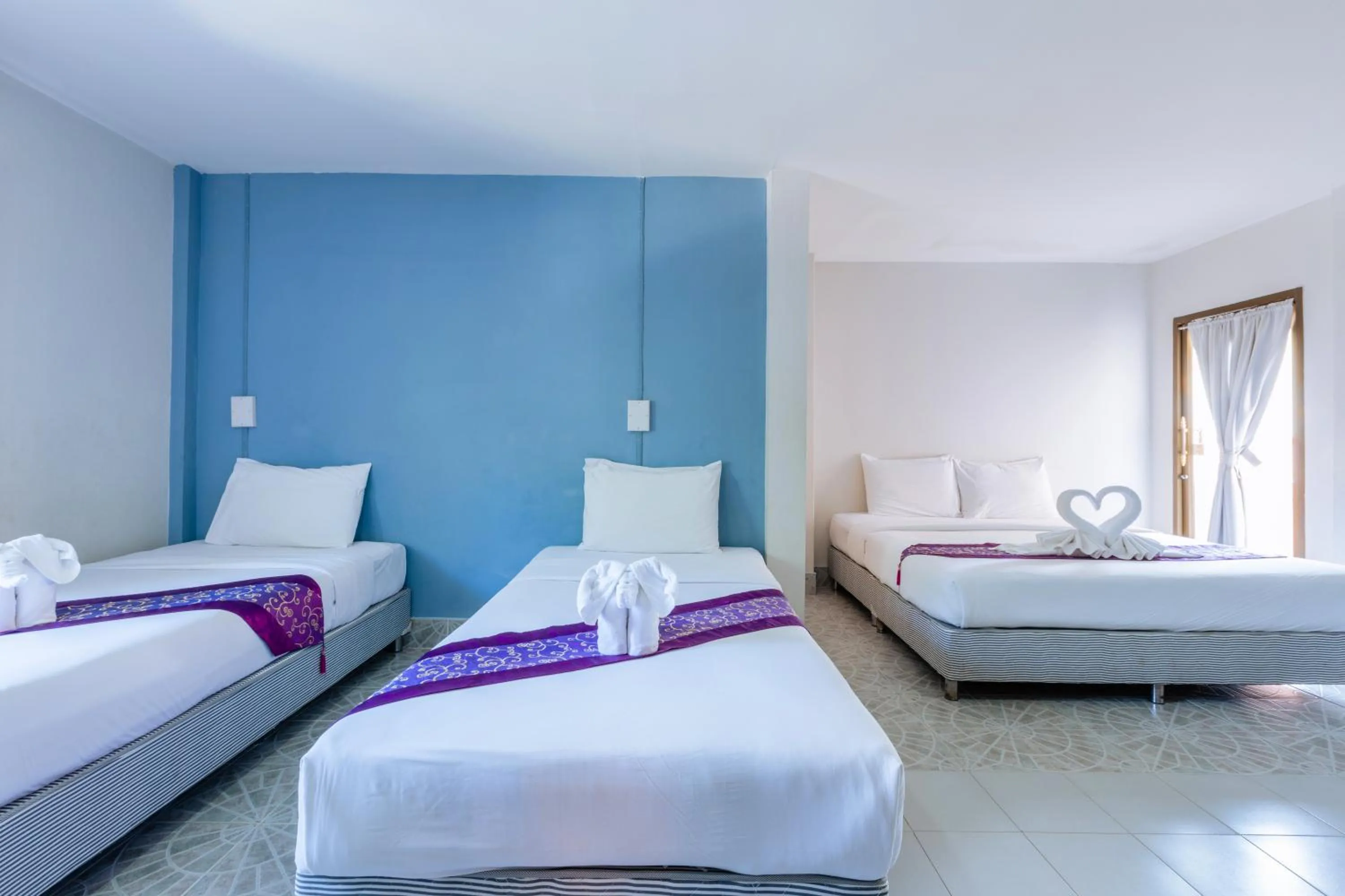 Bed in Hua Hin Star Hotel