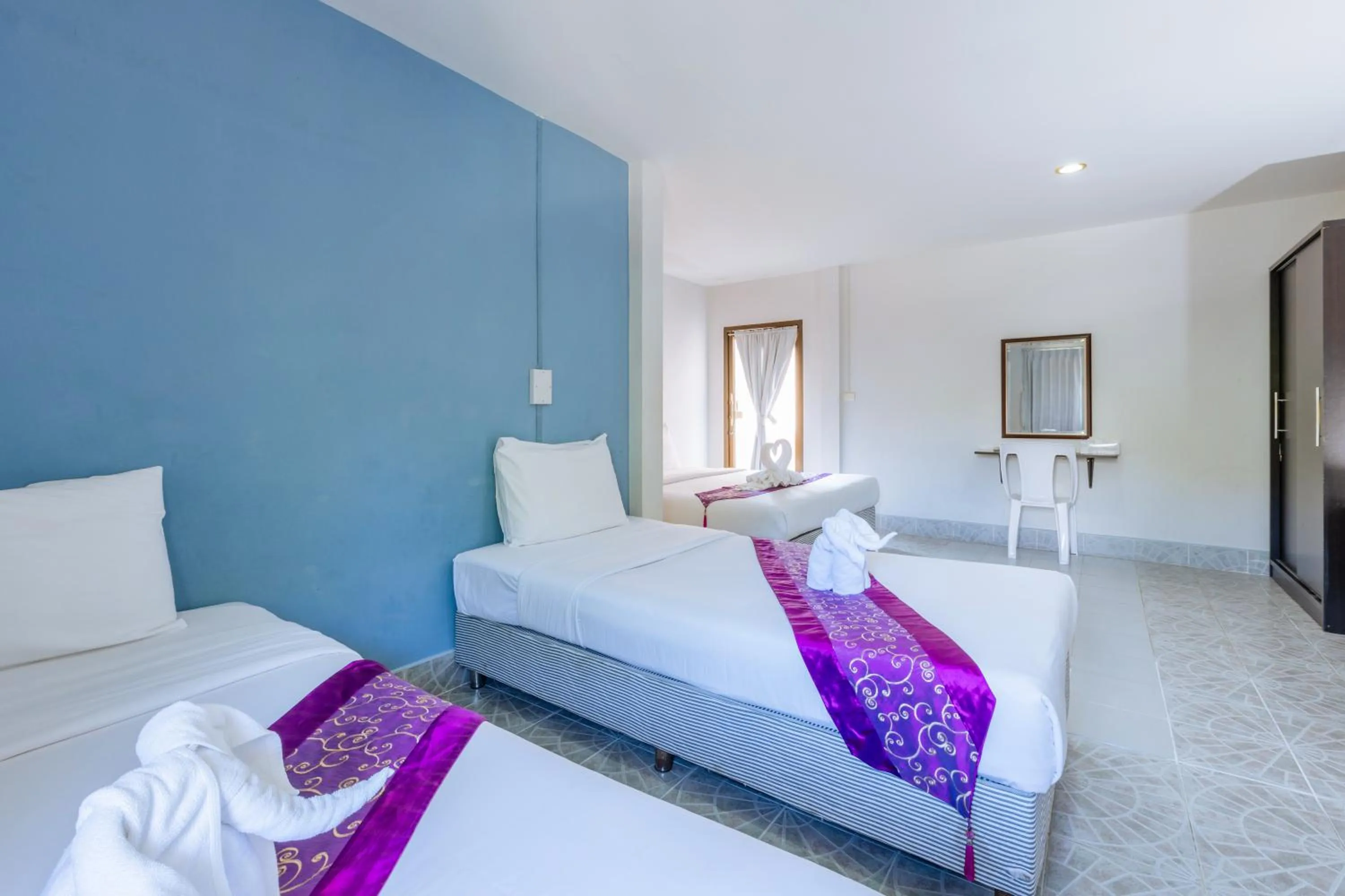 Bed in Hua Hin Star Hotel