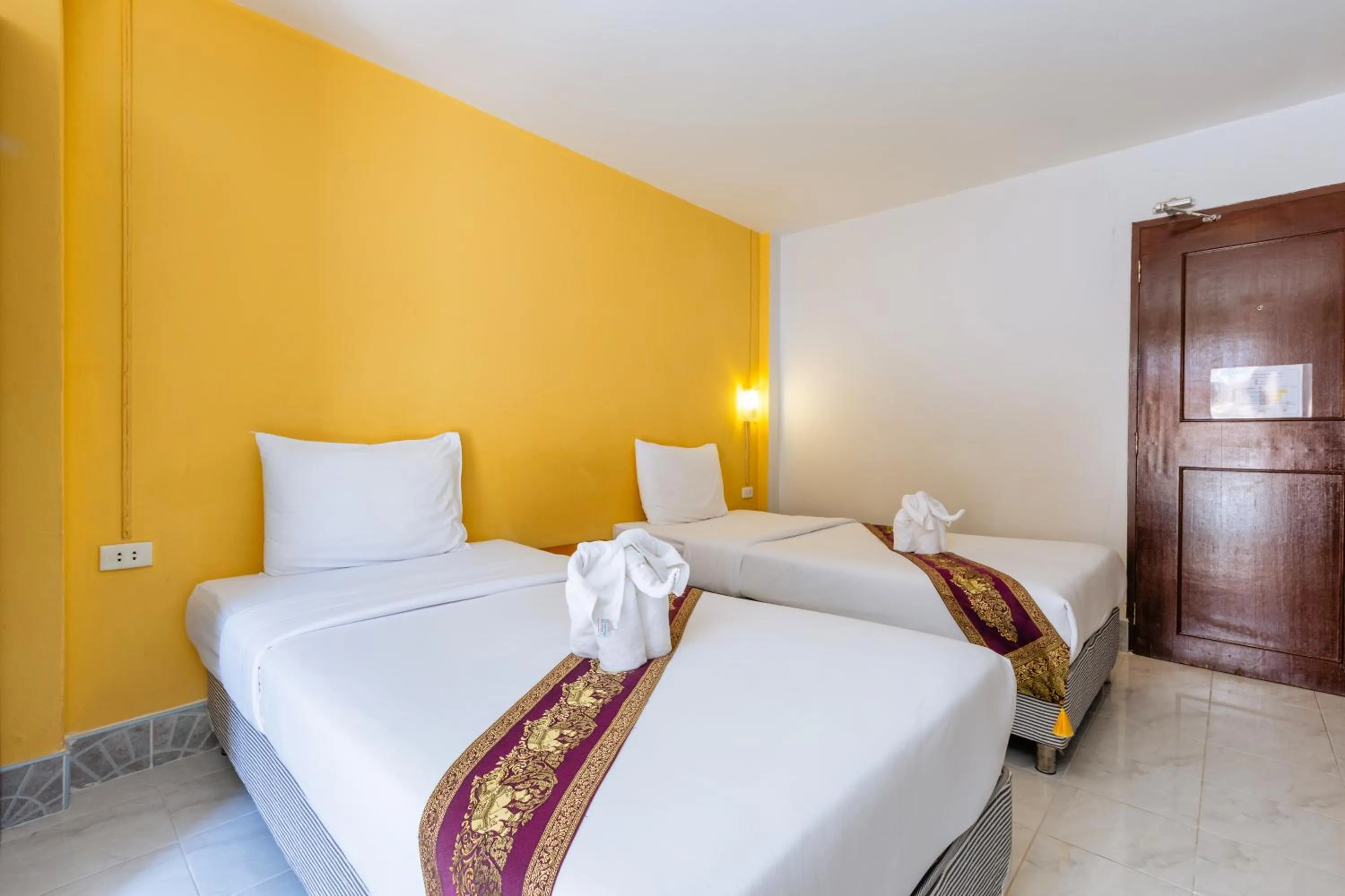 Bed in Hua Hin Star Hotel