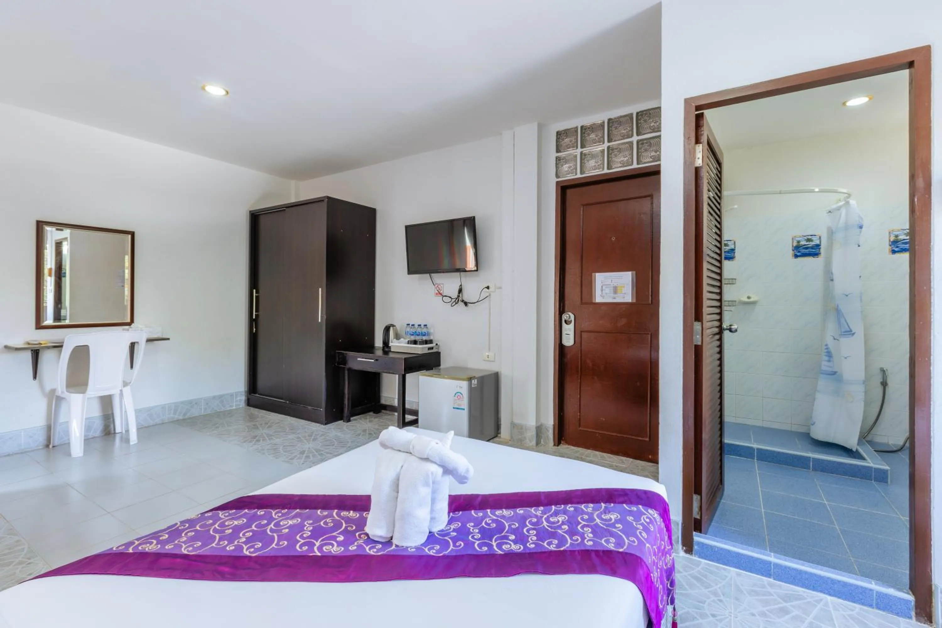 Bed in Hua Hin Star Hotel