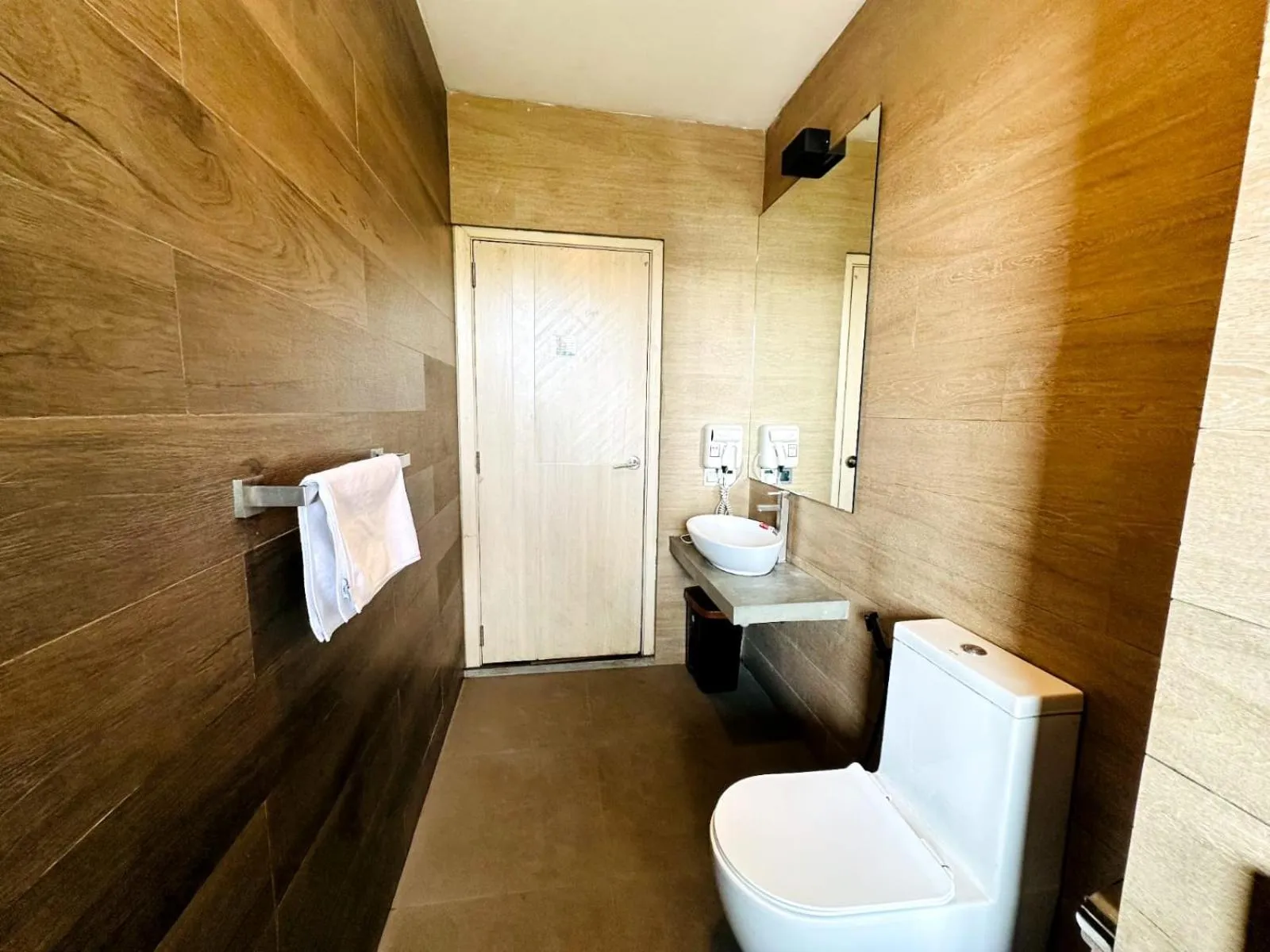 Ella Flower Garden Resort