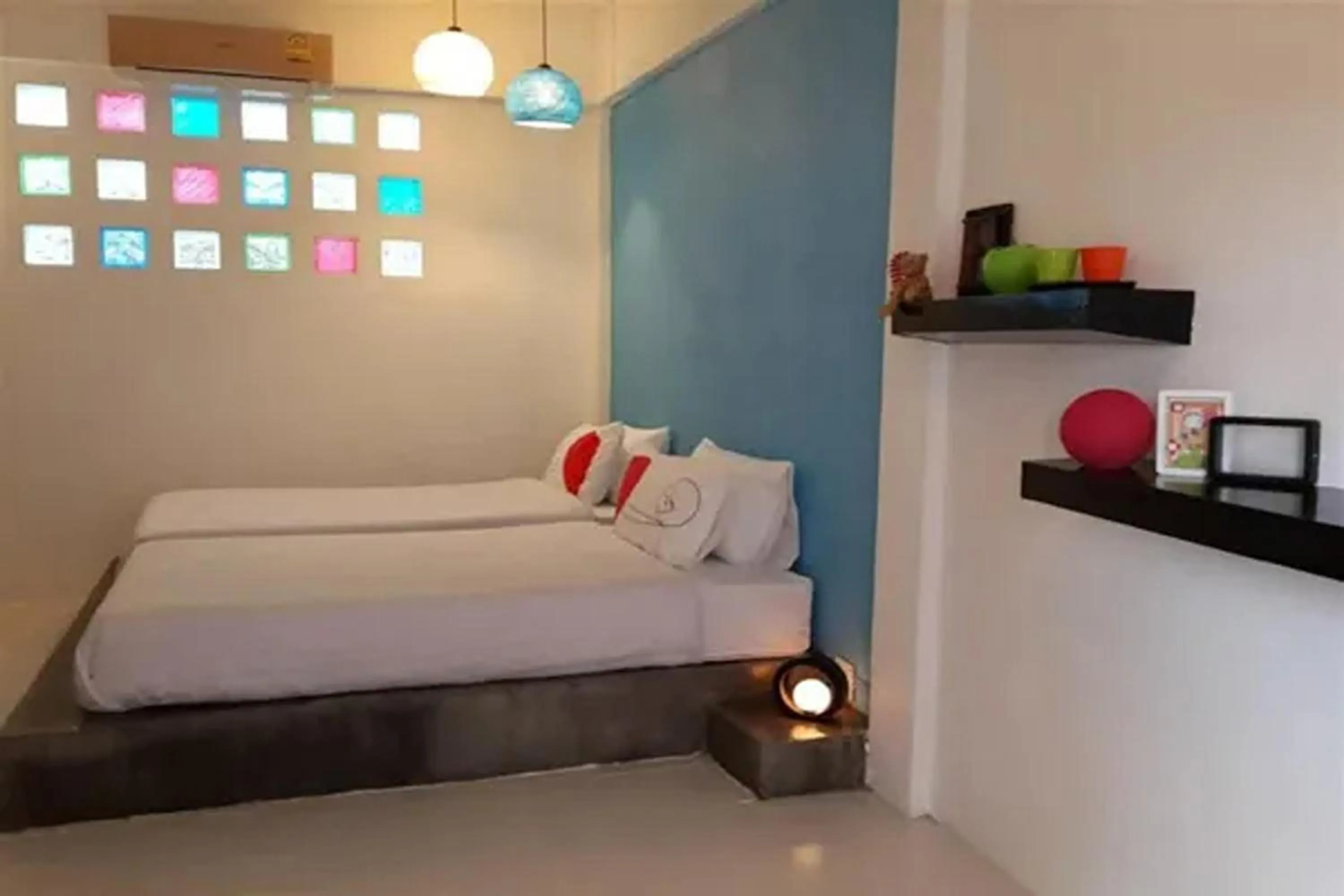 Bed in Na-Rak-O Resort