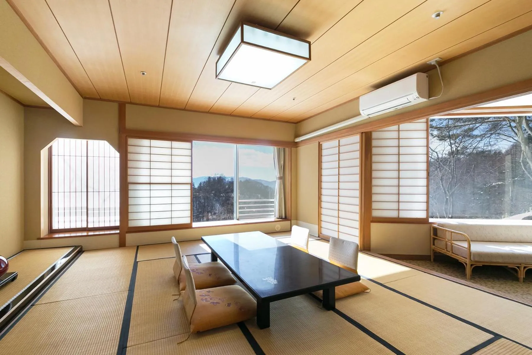 Photo of the whole room in Tateshina Grand Hotel Takinoyu