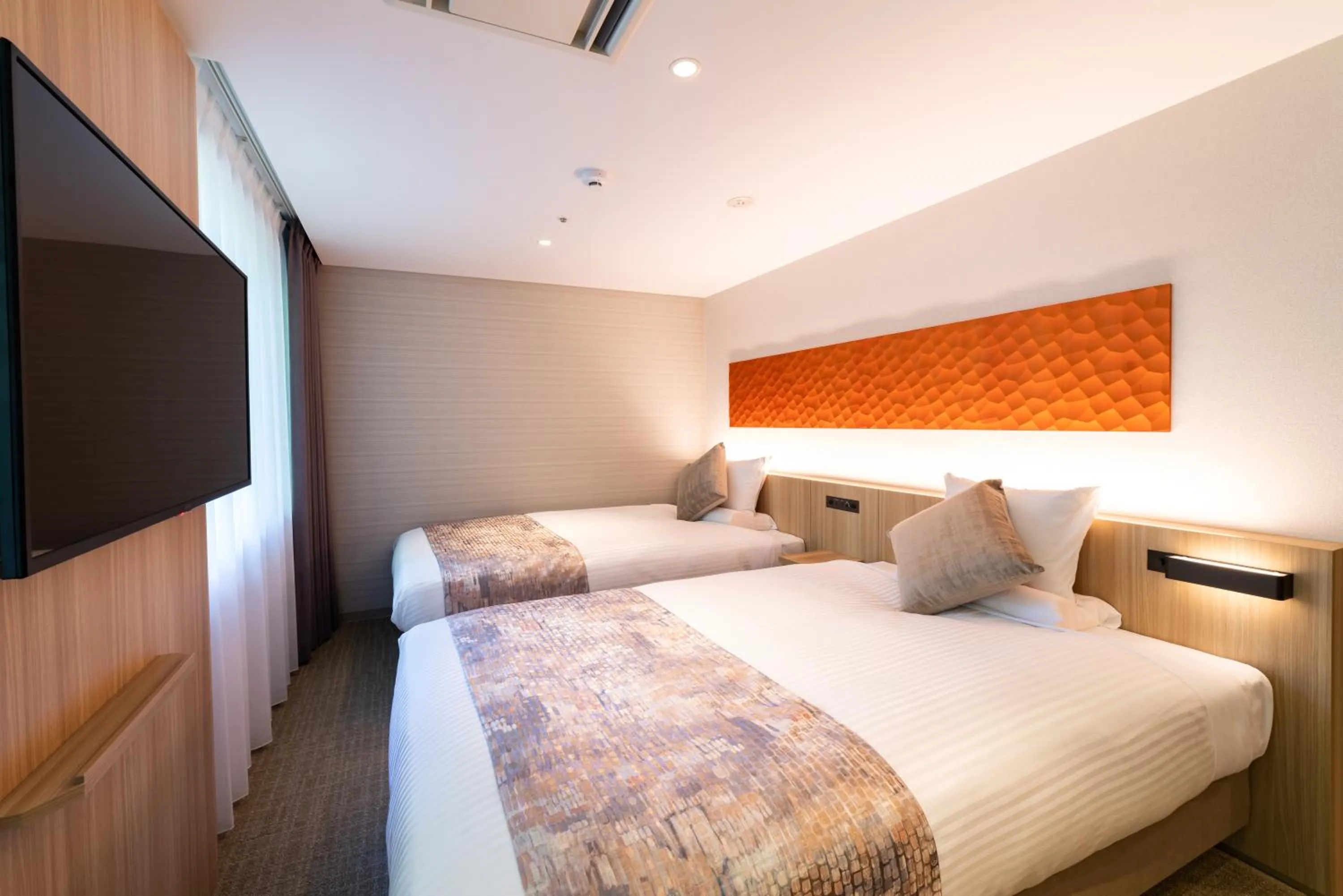 Photo of the whole room, Bed in Tateshina Grand Hotel Takinoyu