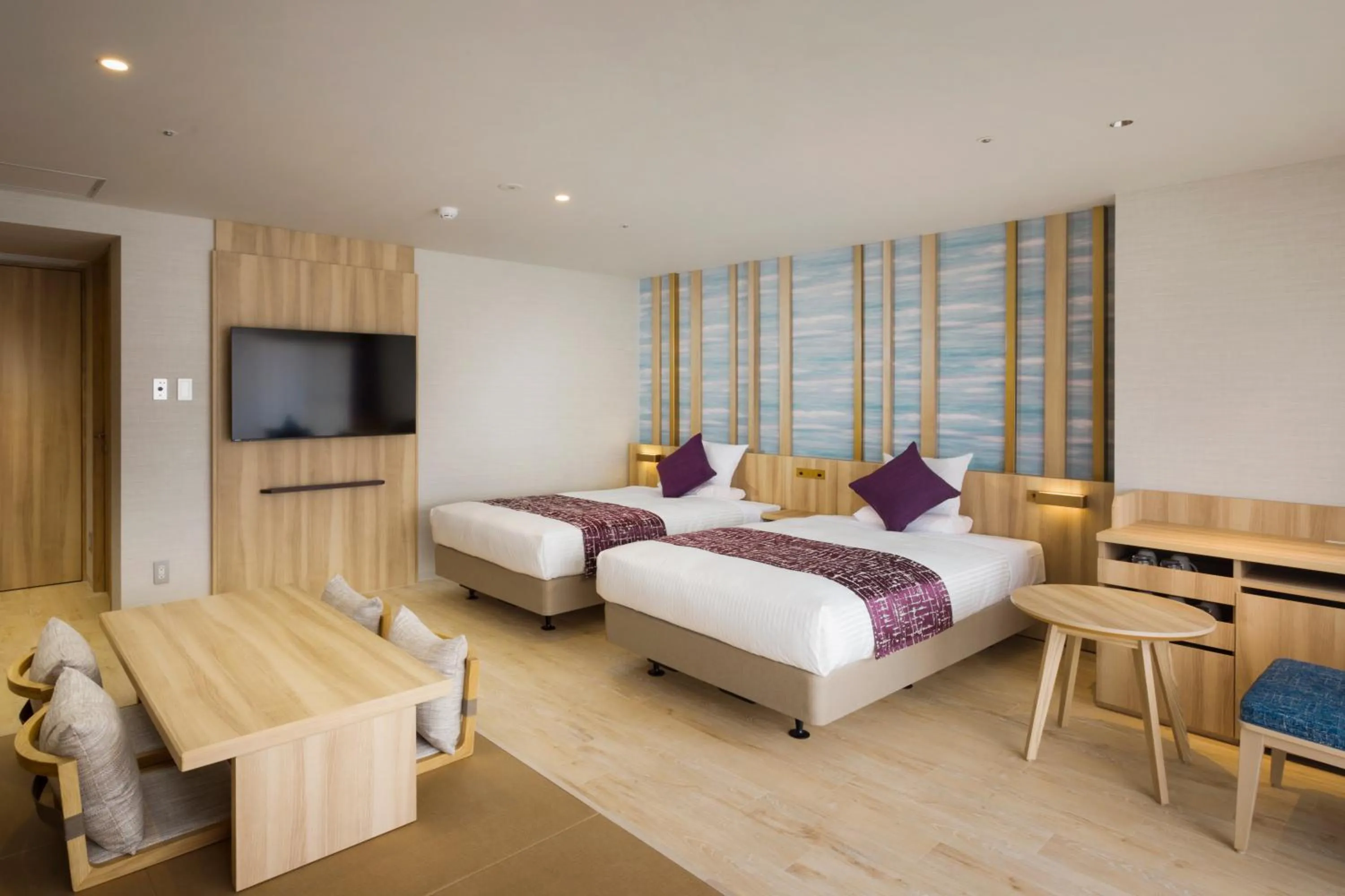 Photo of the whole room, Bed in Tateshina Grand Hotel Takinoyu