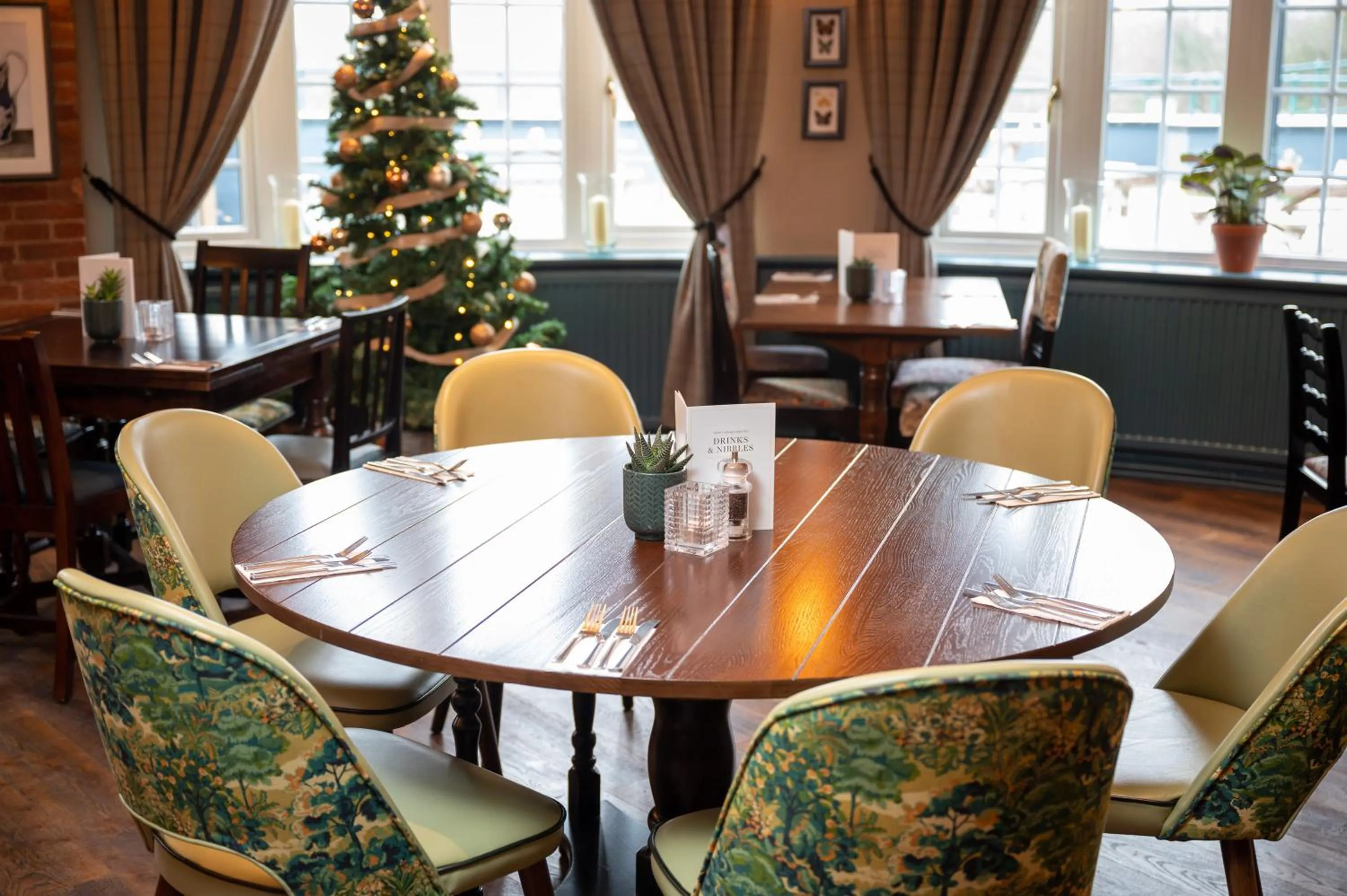 Riverside Hotel by Chef & Brewer Collection