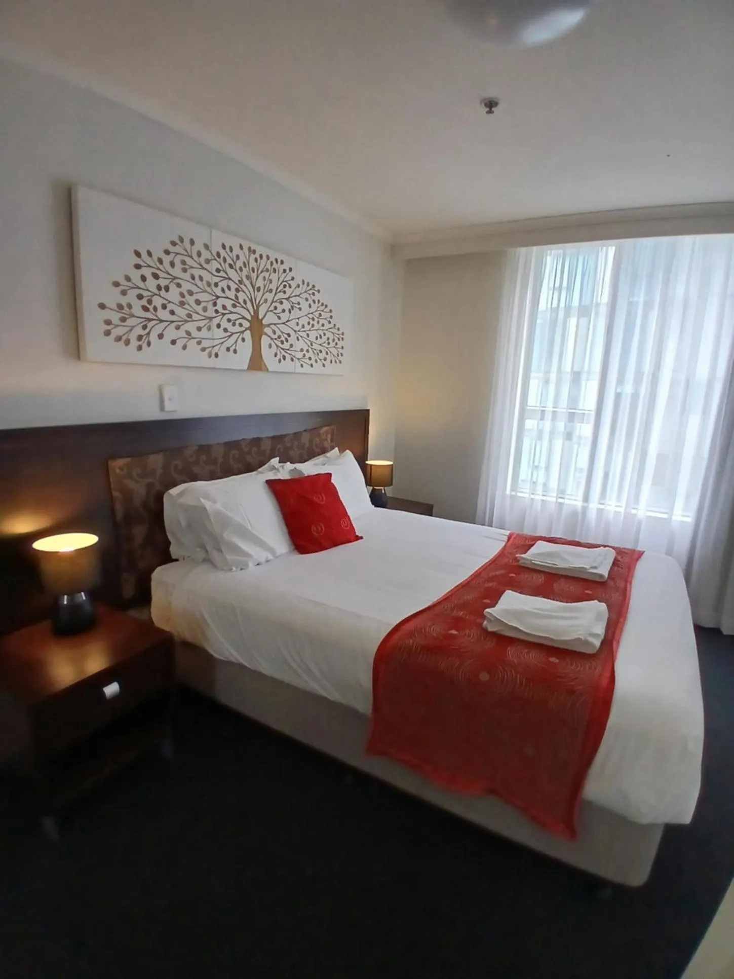Bed in Newcastle Central Plaza Apartment Hotel Official