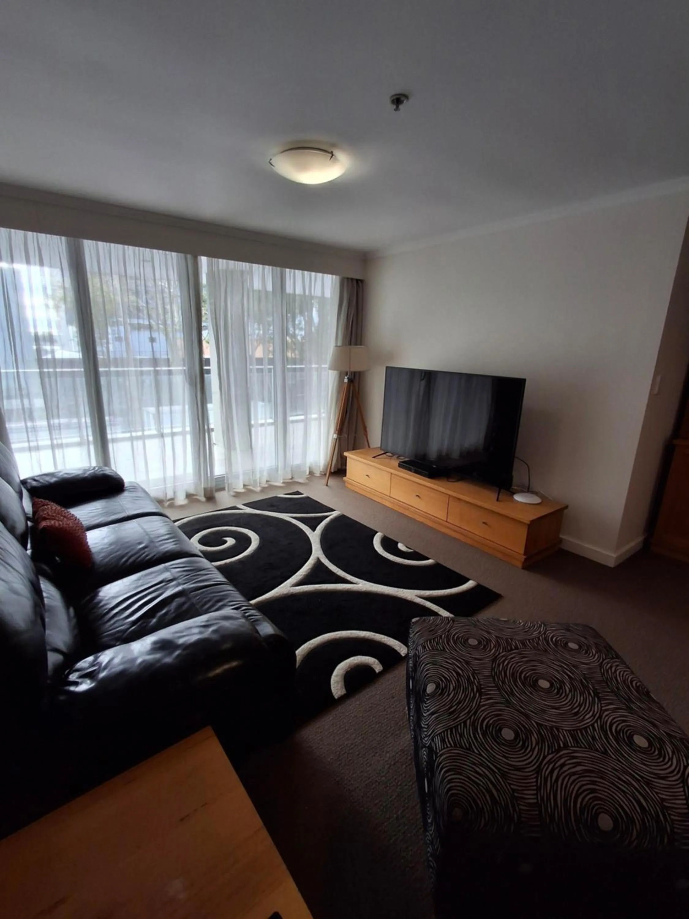 Living room, Bed in Newcastle Central Plaza Apartment Hotel Official